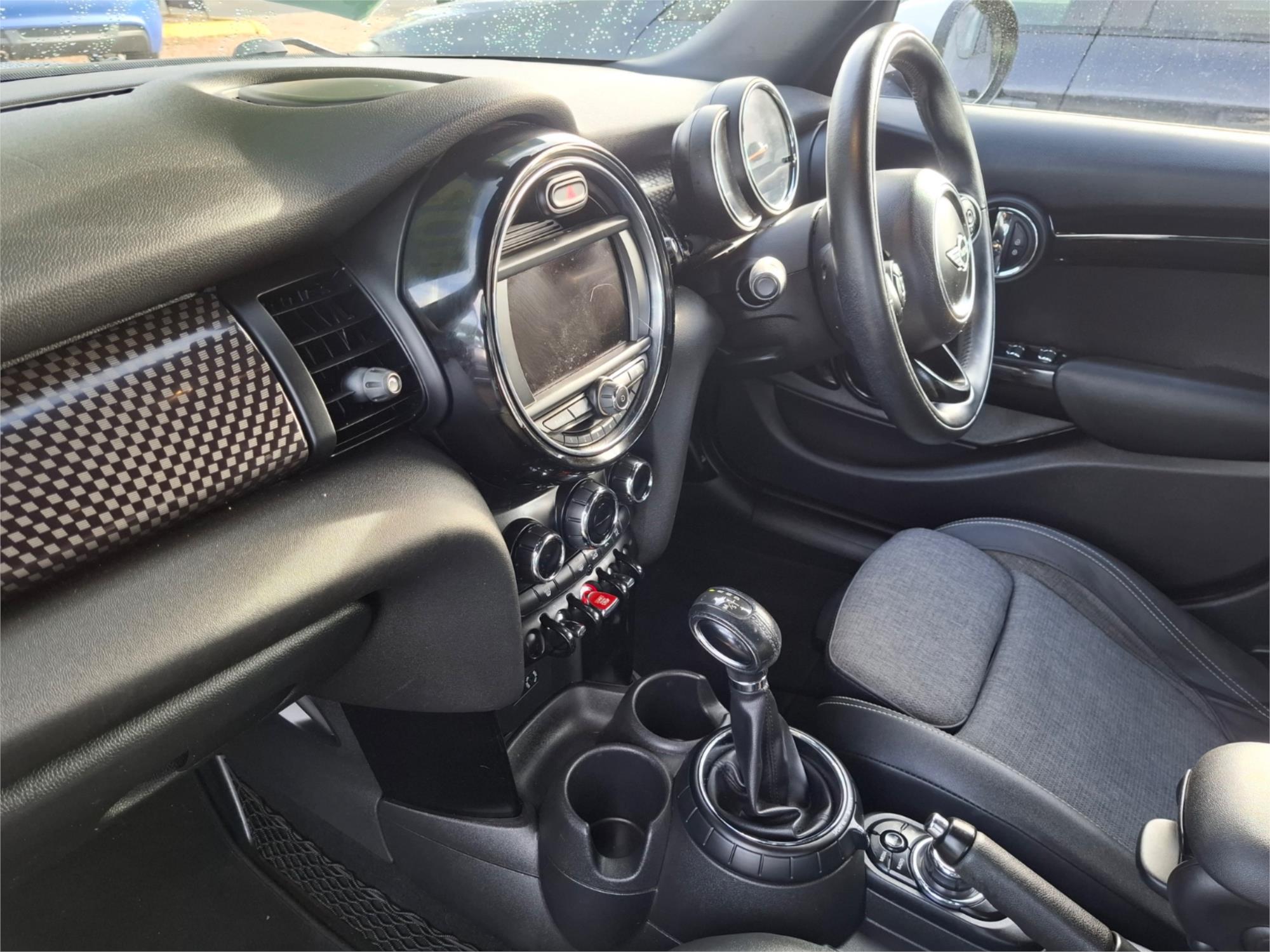 2016 MINI COOPER F55 S 6 SP AUTOMATIC 5D HATCHBACK