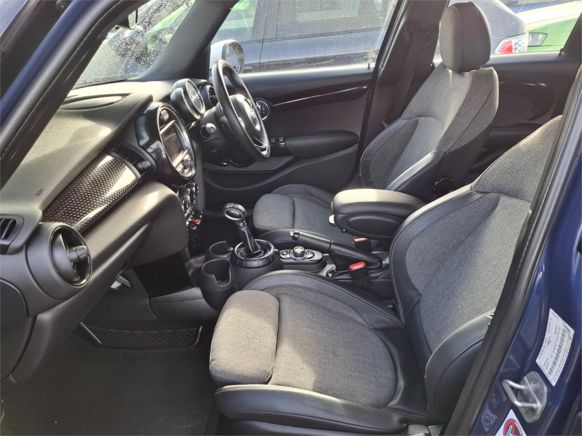 2016 MINI COOPER F55 S 6 SP AUTOMATIC 5D HATCHBACK
