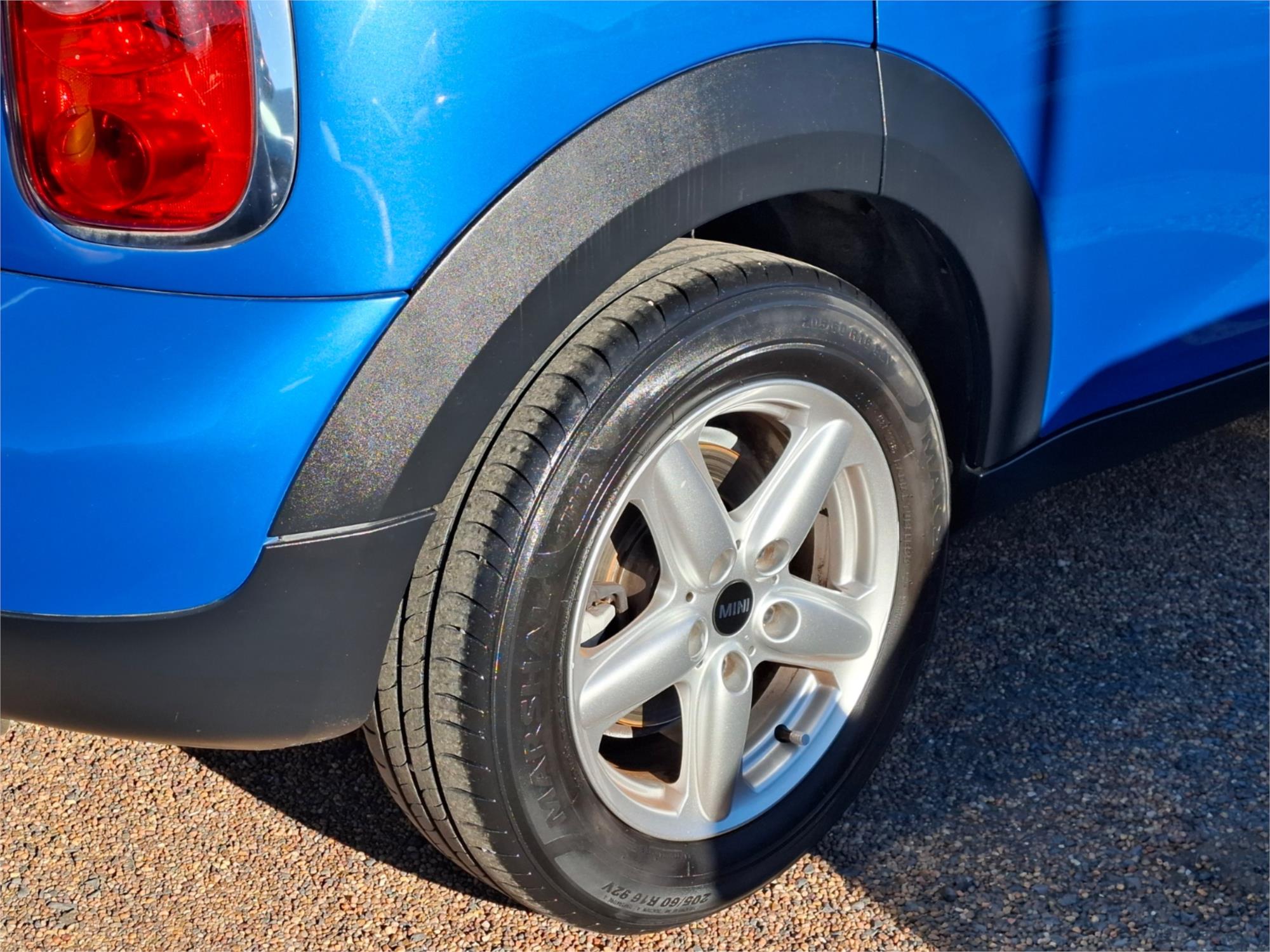 2012 MINI COOPER R60 MY12 COUNTRYMAN 6 SP AUTOMATIC 4D WAGON