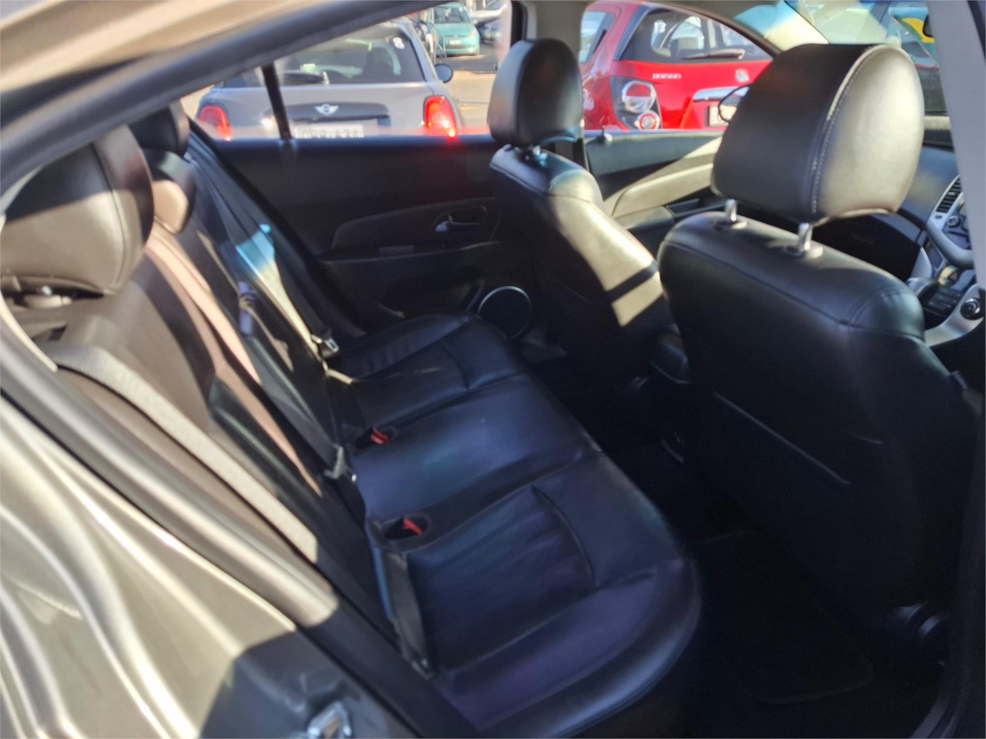 2012 HOLDEN CRUZE JH MY12 CDX 6 SP AUTOMATIC 4D SEDAN