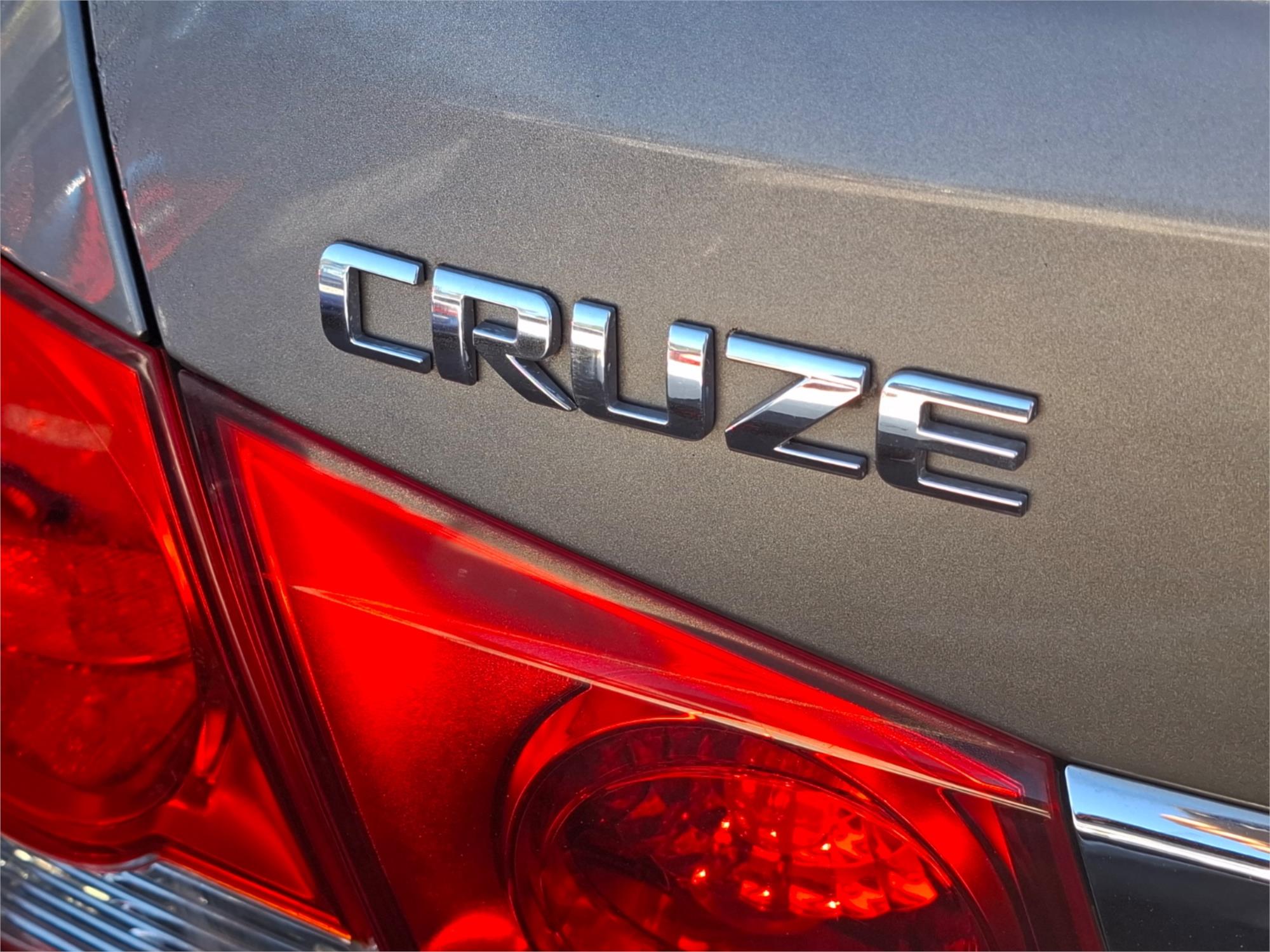 2012 HOLDEN CRUZE JH MY12 CDX 6 SP AUTOMATIC 4D SEDAN