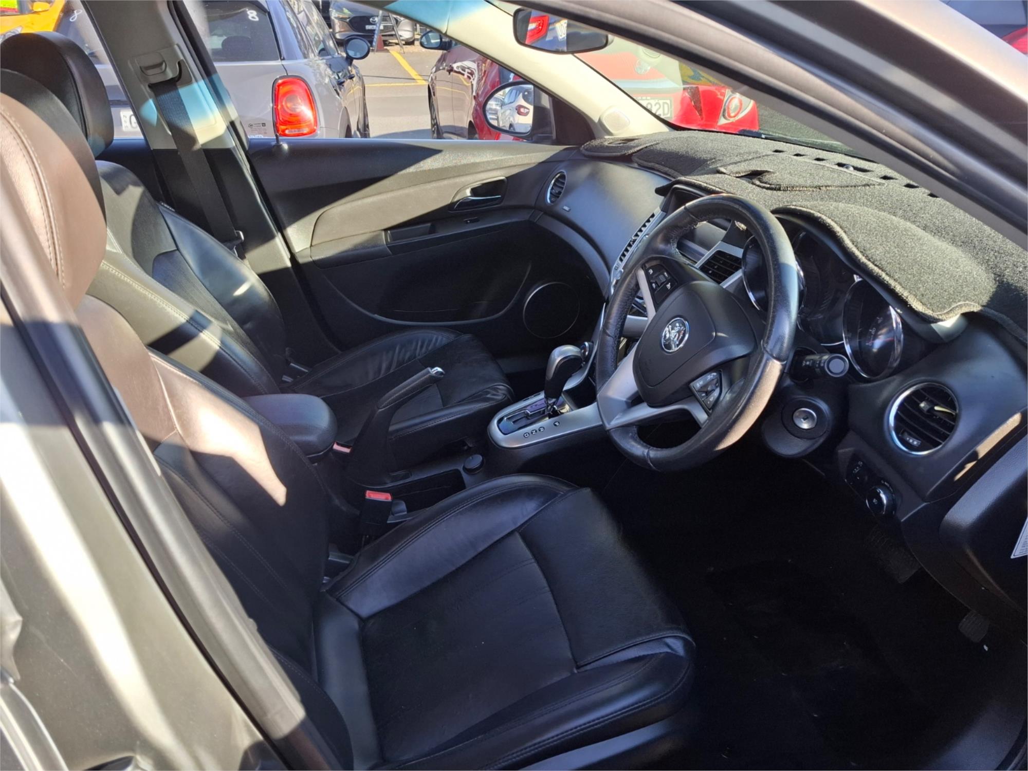 2012 HOLDEN CRUZE JH MY12 CDX 6 SP AUTOMATIC 4D SEDAN