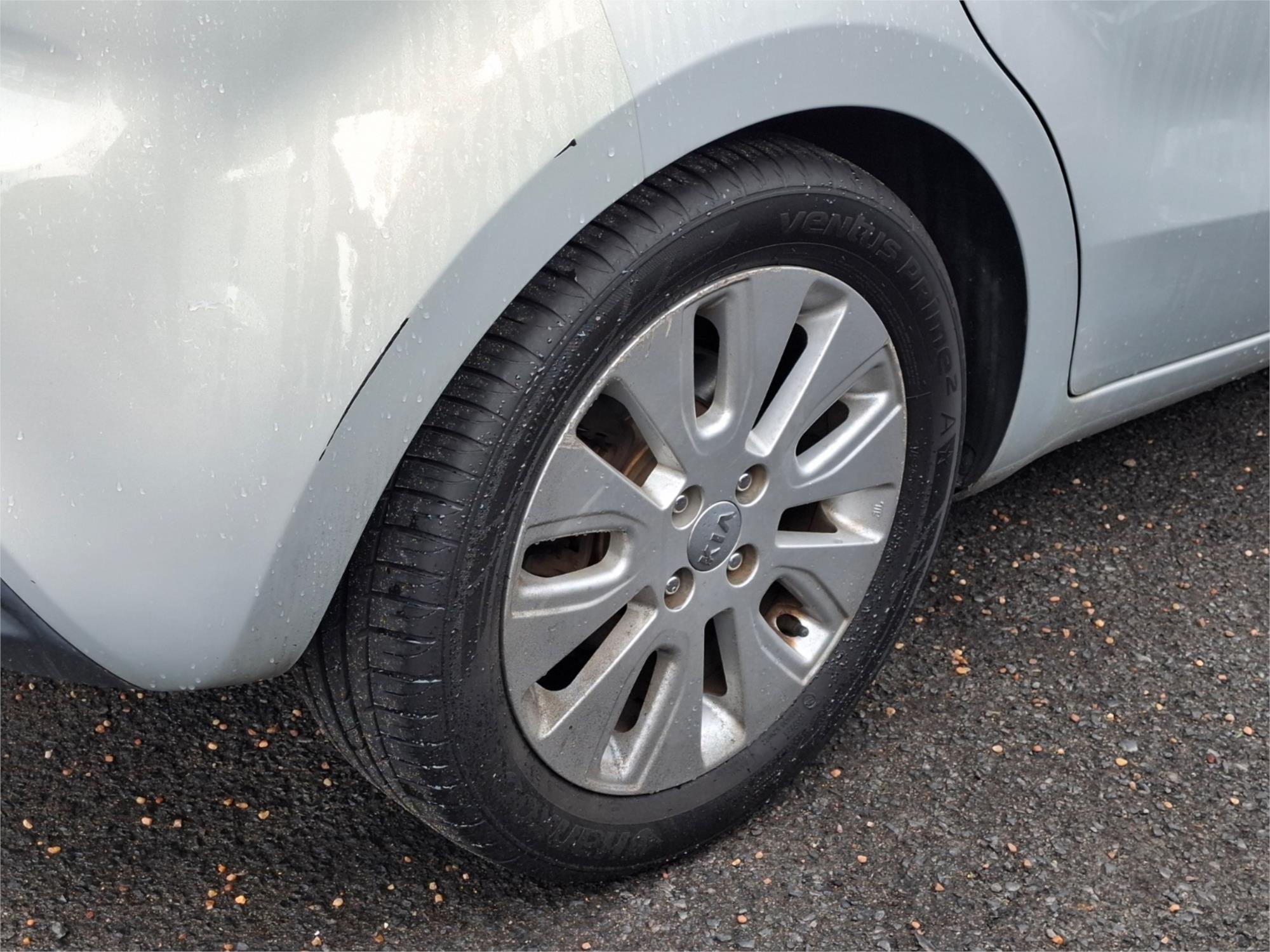 2011 KIA RIO UB SI 6 SP MANUAL 5D HATCHBACK