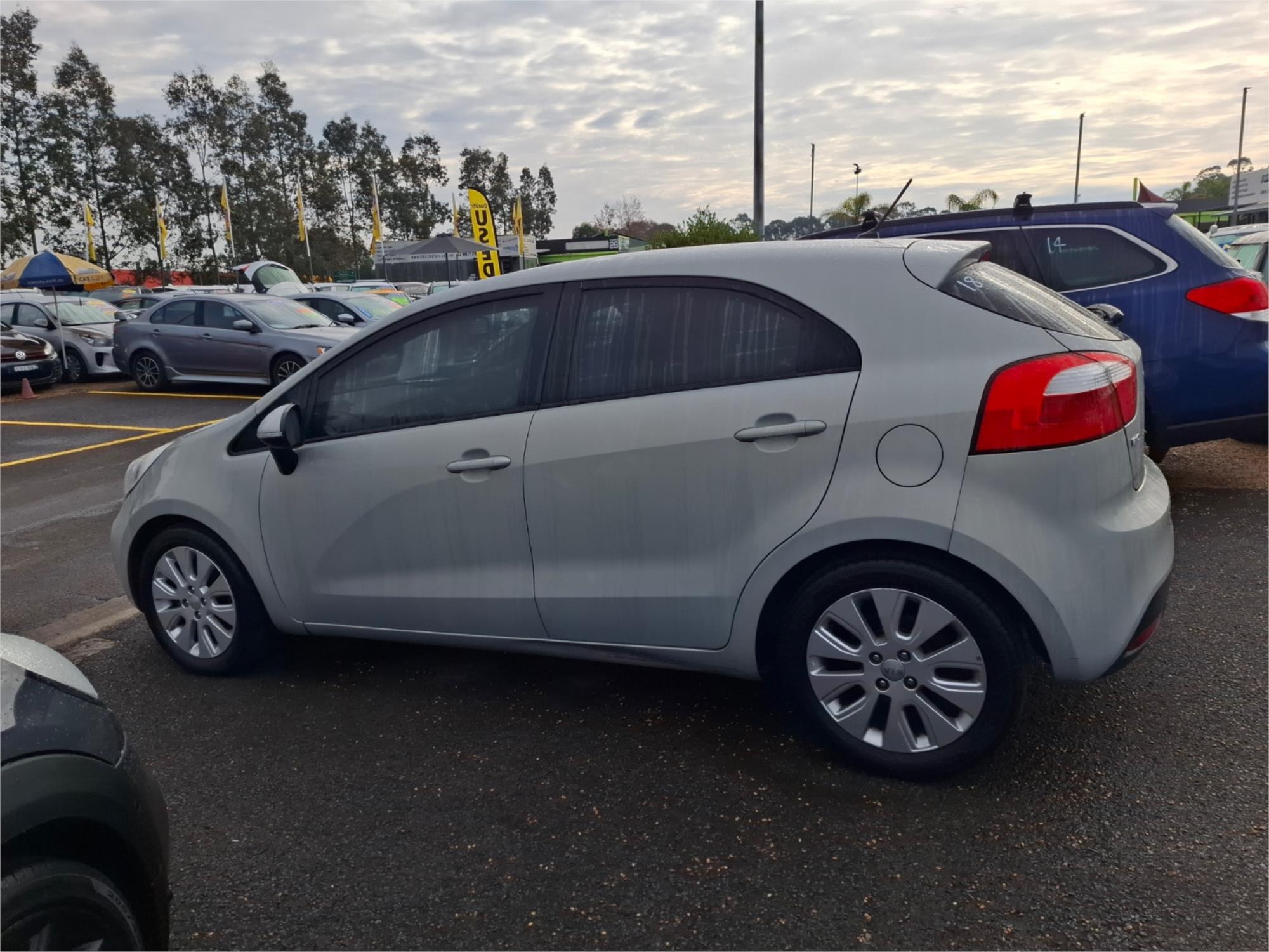 2011 KIA RIO UB SI 6 SP MANUAL 5D HATCHBACK