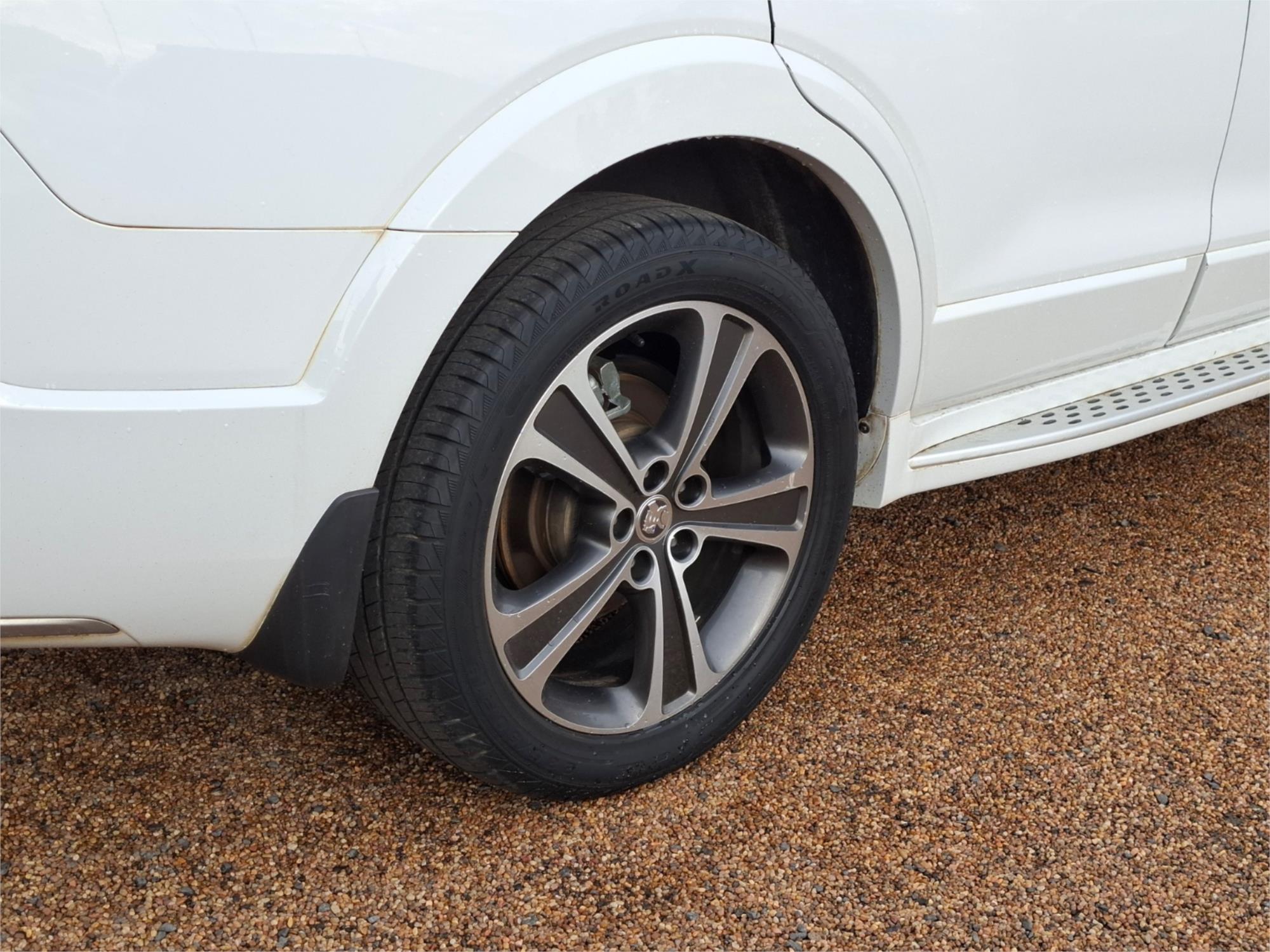 2017 HOLDEN CAPTIVA CG MY16 7 LTZ (AWD) 6 SP AUTOMATIC 4D WAGON