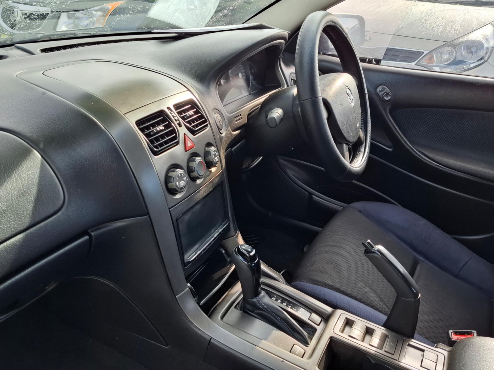 2004 HOLDEN COMMODORE VZ SV6 5 SP AUTO ACTIVE SELECT 4D SEDAN