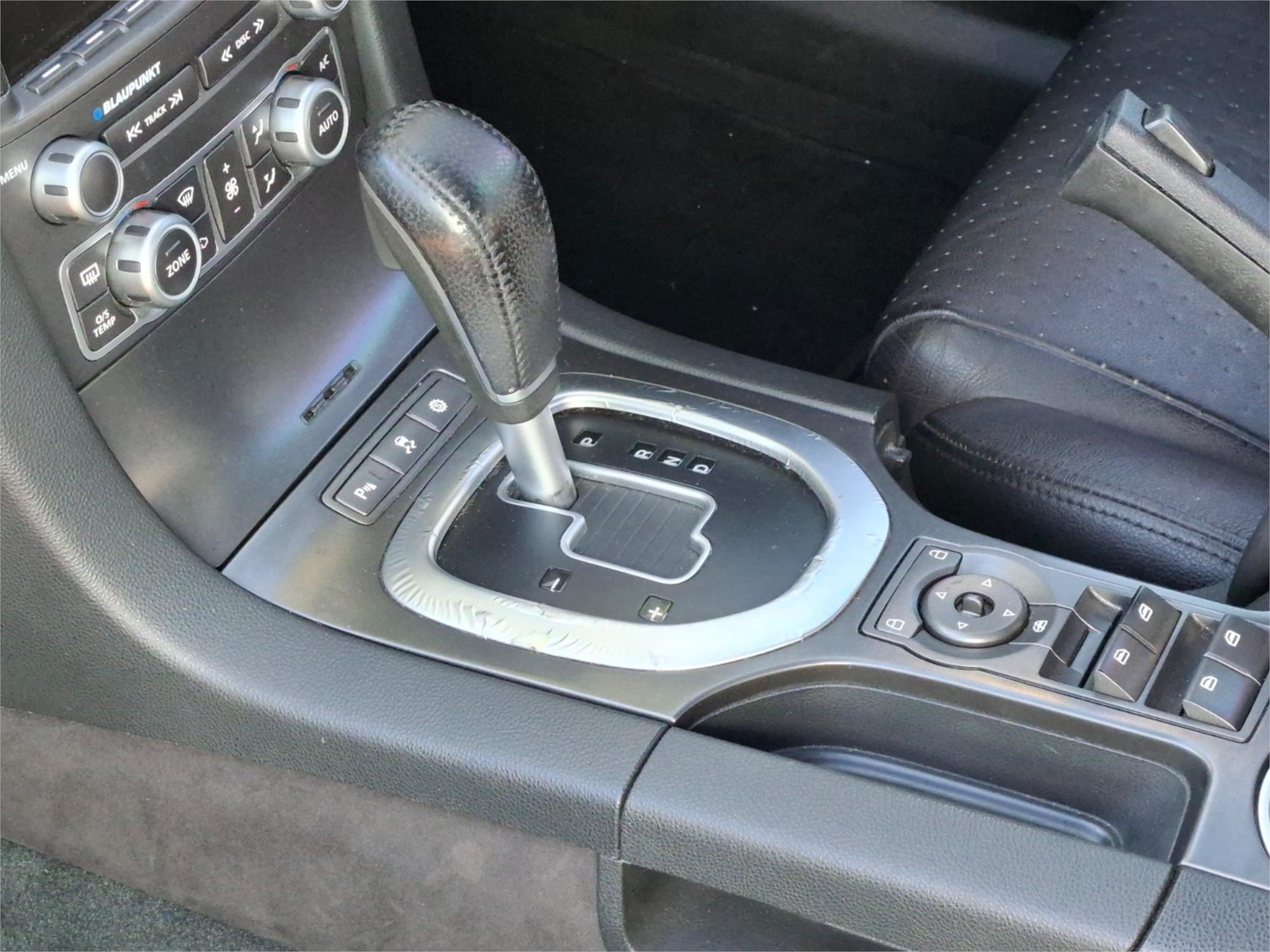2006 HOLDEN CALAIS VE V 5 SP AUTOMATIC 4D SEDAN