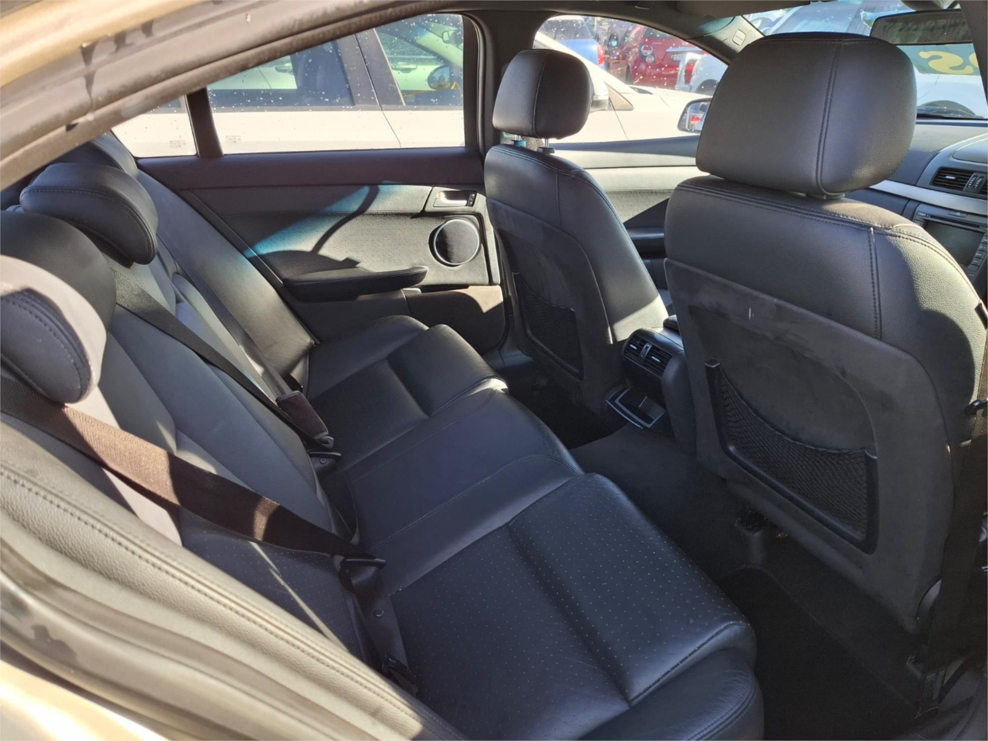 2006 HOLDEN CALAIS VE V 5 SP AUTOMATIC 4D SEDAN