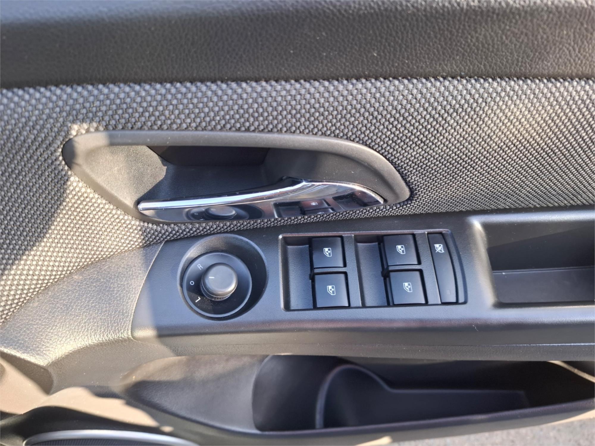 2011 HOLDEN CRUZE JH MY12 SRi 6 SP MANUAL 4D SEDAN