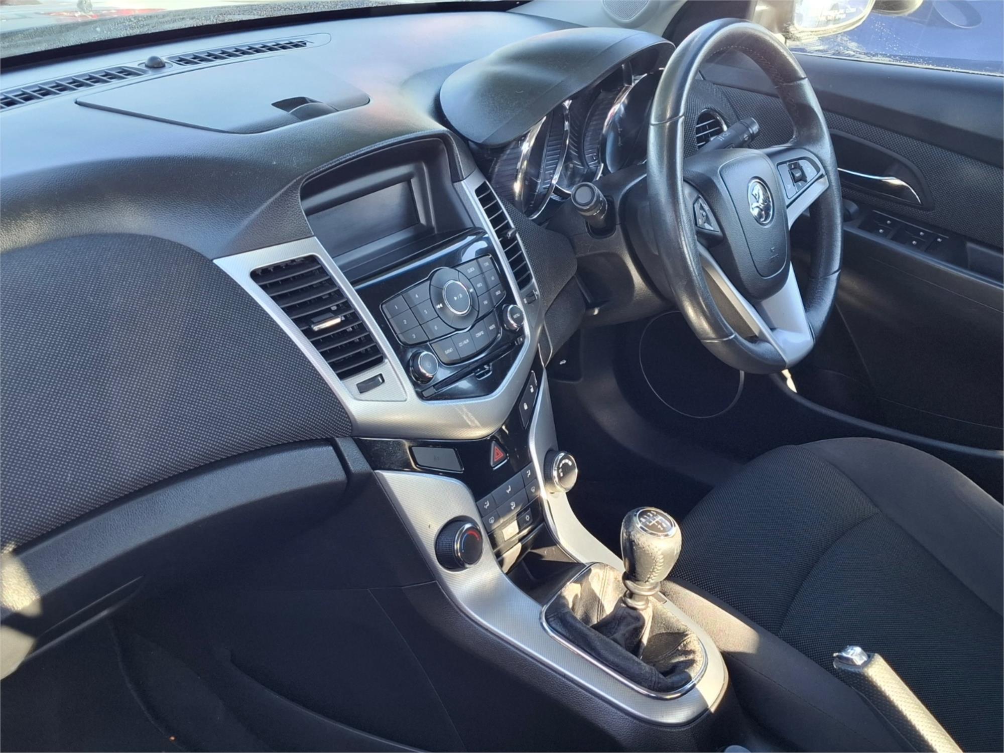 2011 HOLDEN CRUZE JH MY12 SRi 6 SP MANUAL 4D SEDAN