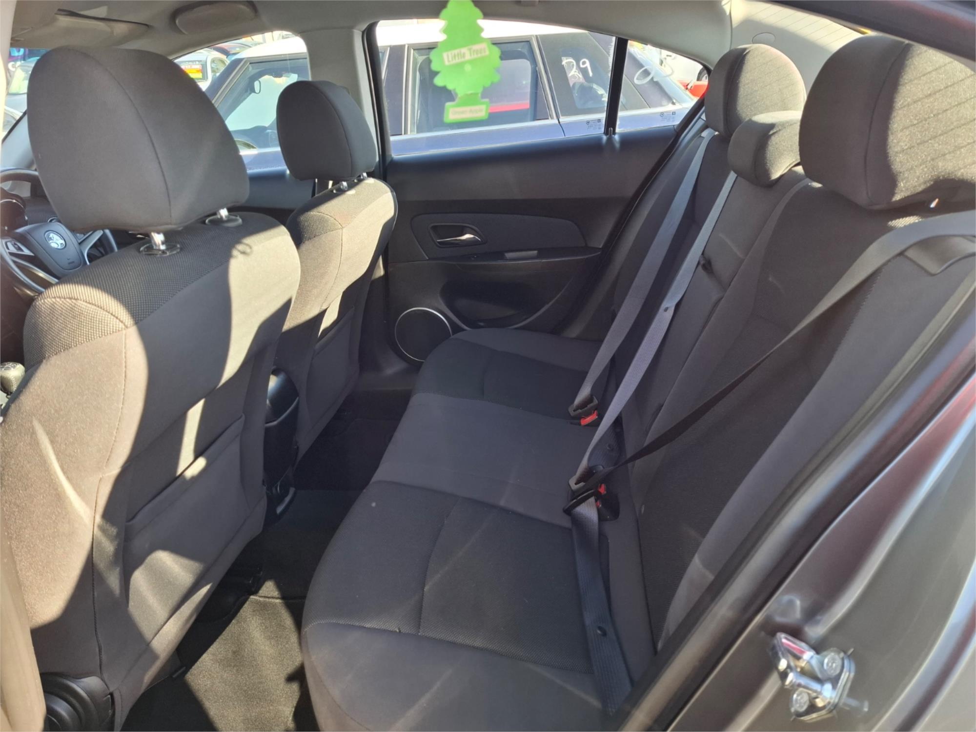 2011 HOLDEN CRUZE JH MY12 SRi 6 SP MANUAL 4D SEDAN