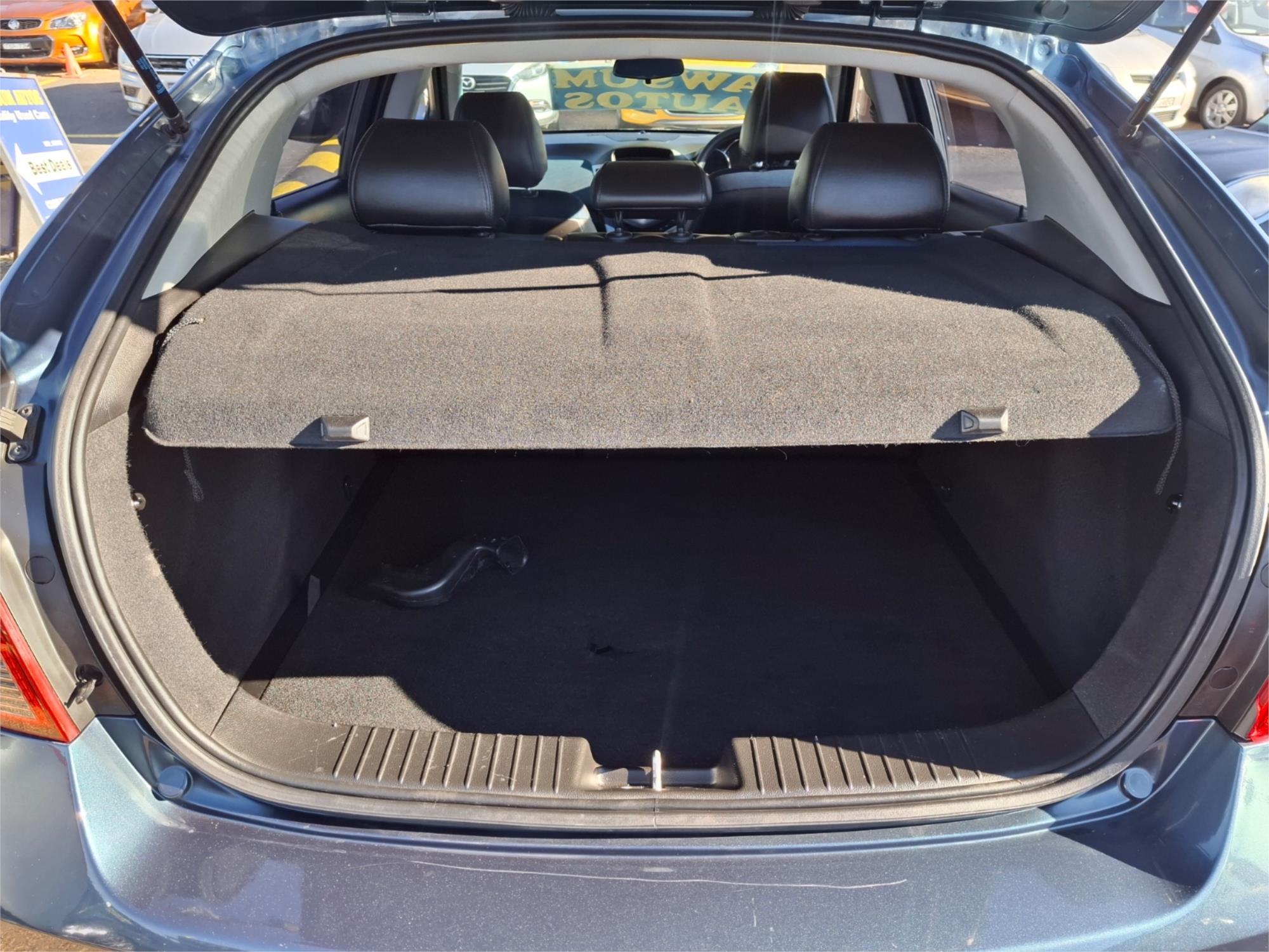 2013 HOLDEN CRUZE JH MY13 SRi 6 SP MANUAL 4D SEDAN