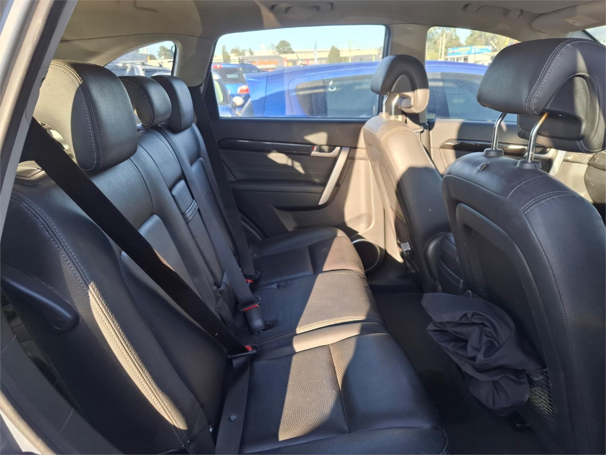 2013 HOLDEN CAPTIVA CG MY12 7 LX (4x4) 6 SP AUTOMATIC 4D WAGON