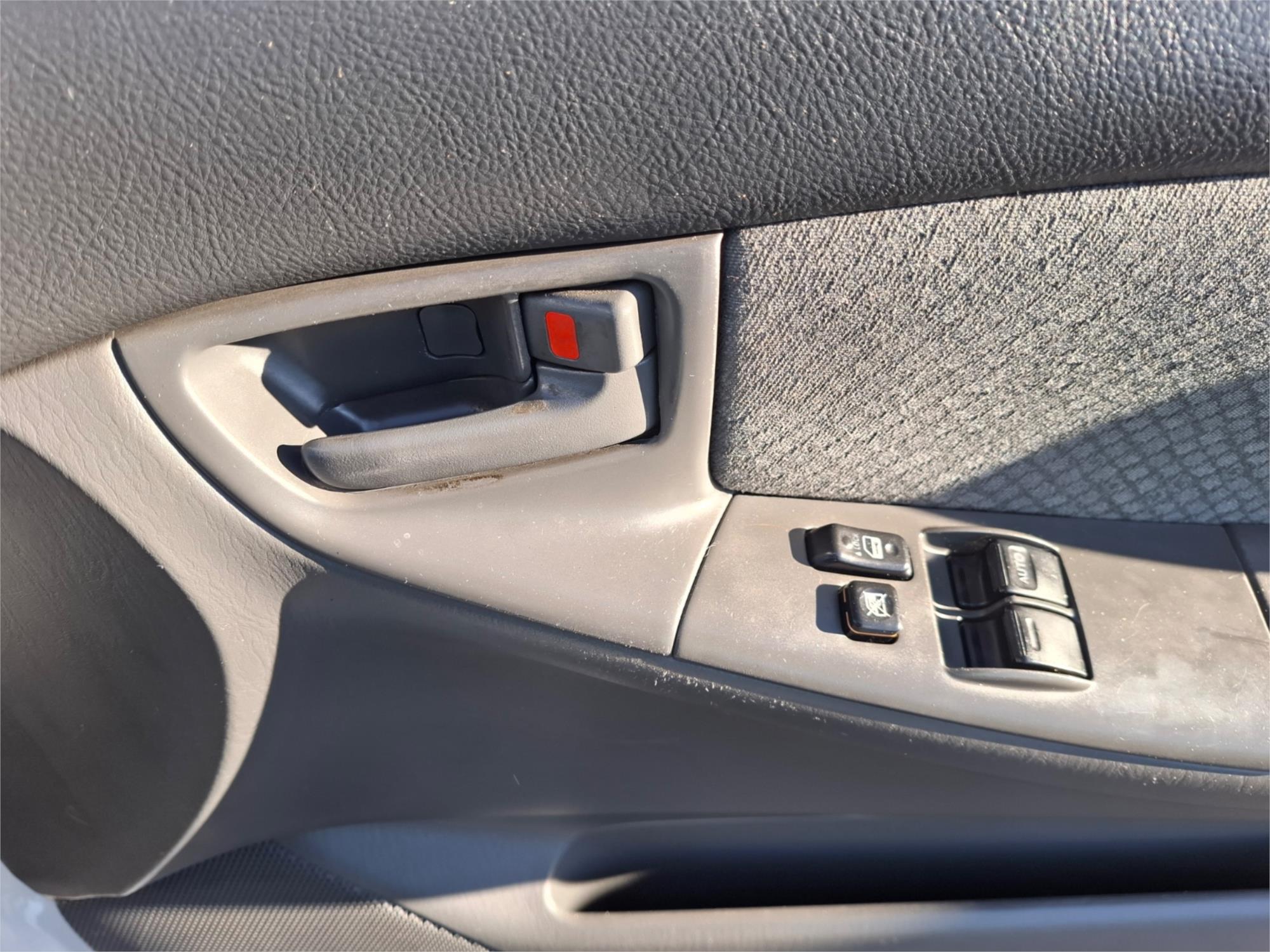 2006 TOYOTA COROLLA ZZE122R ASCENT 4 SP AUTOMATIC 4D SEDAN