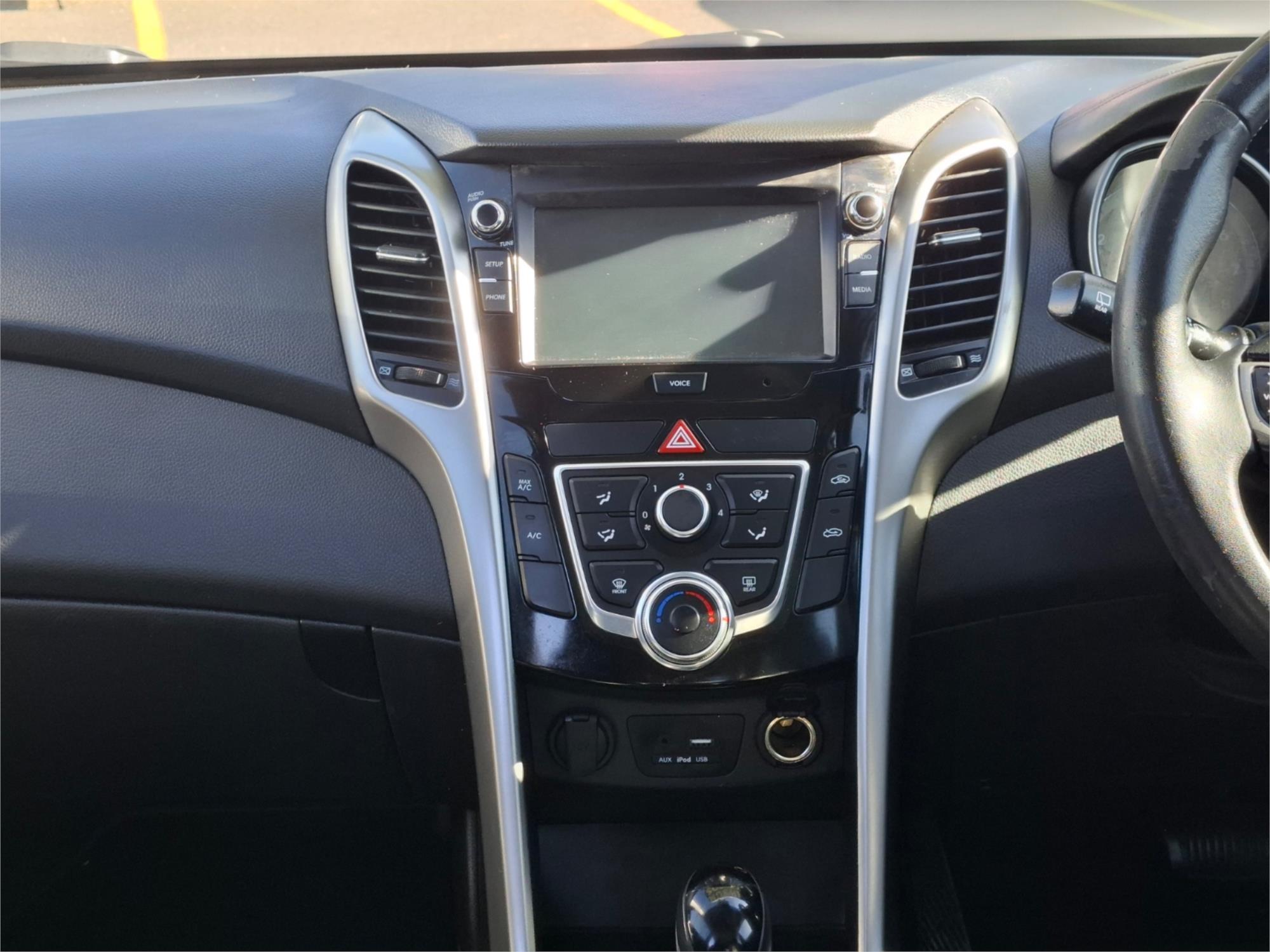 2015 HYUNDAI i30 GD4 SERIES 2 ACTIVE 6 SP AUTOMATIC 5D HATCHBACK