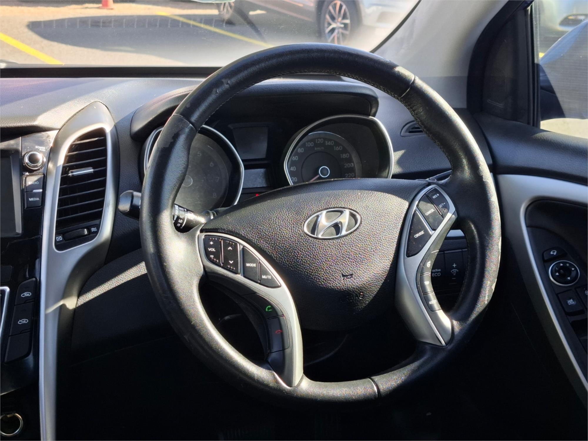 2015 HYUNDAI i30 GD4 SERIES 2 ACTIVE 6 SP AUTOMATIC 5D HATCHBACK