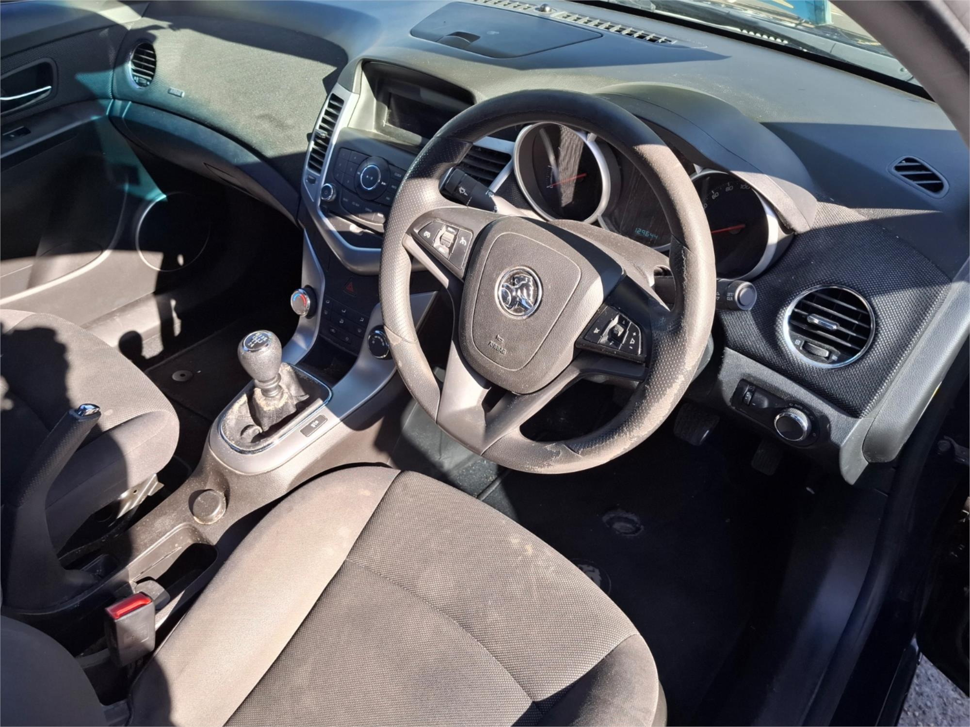 2011 HOLDEN CRUZE JH CD 5 SP MANUAL 4D SEDAN