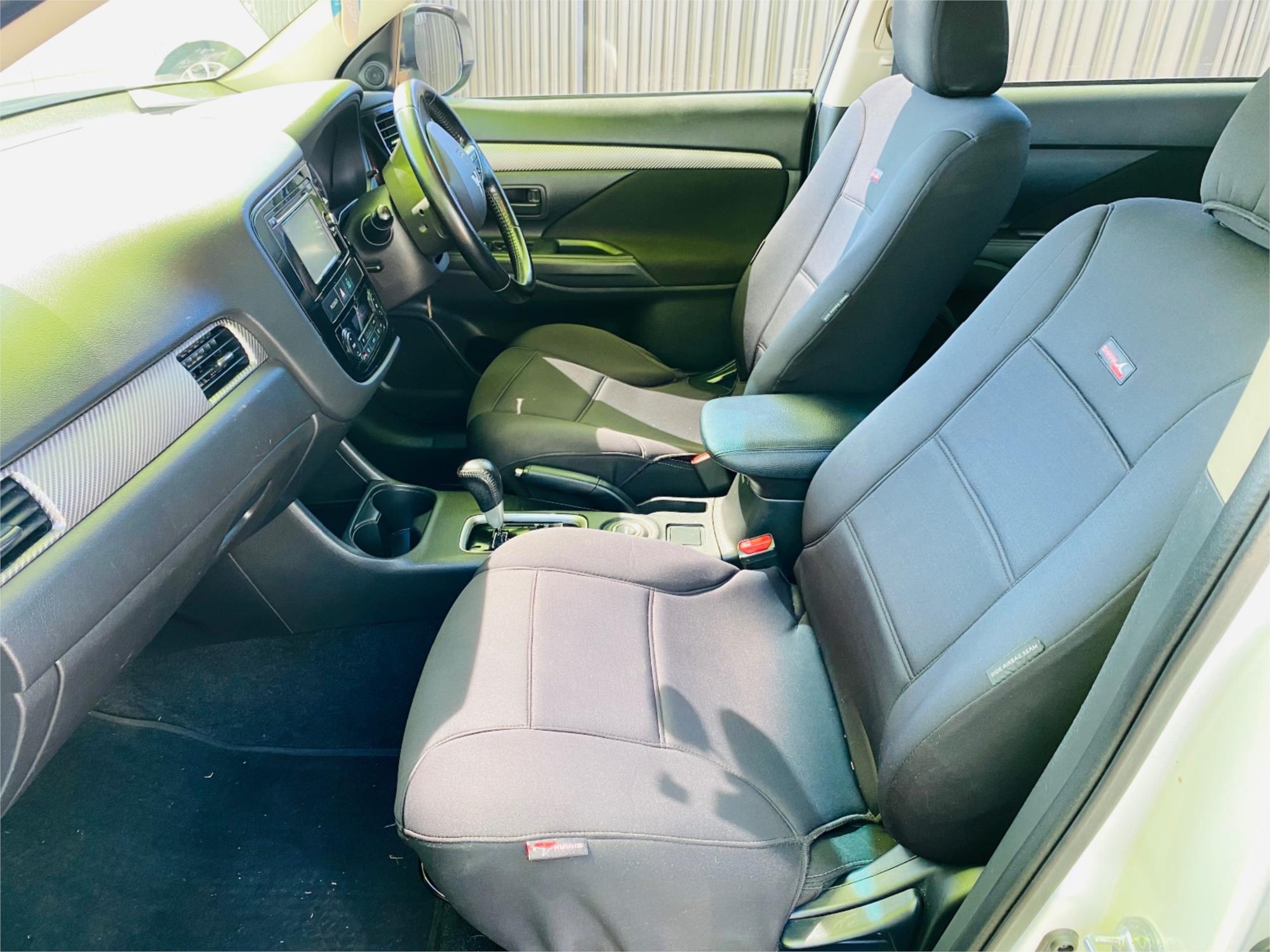 2014 MITSUBISHI OUTLANDER ZJ MY14 ES (4x2) CONTINUOUS VARIABLE 4D WAGON