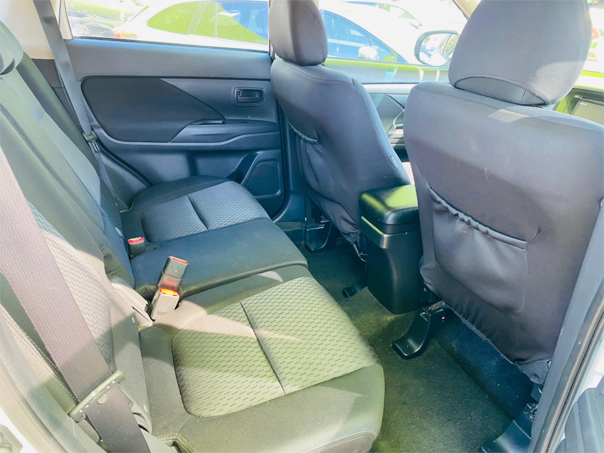 2014 MITSUBISHI OUTLANDER ZJ MY14 ES (4x2) CONTINUOUS VARIABLE 4D WAGON
