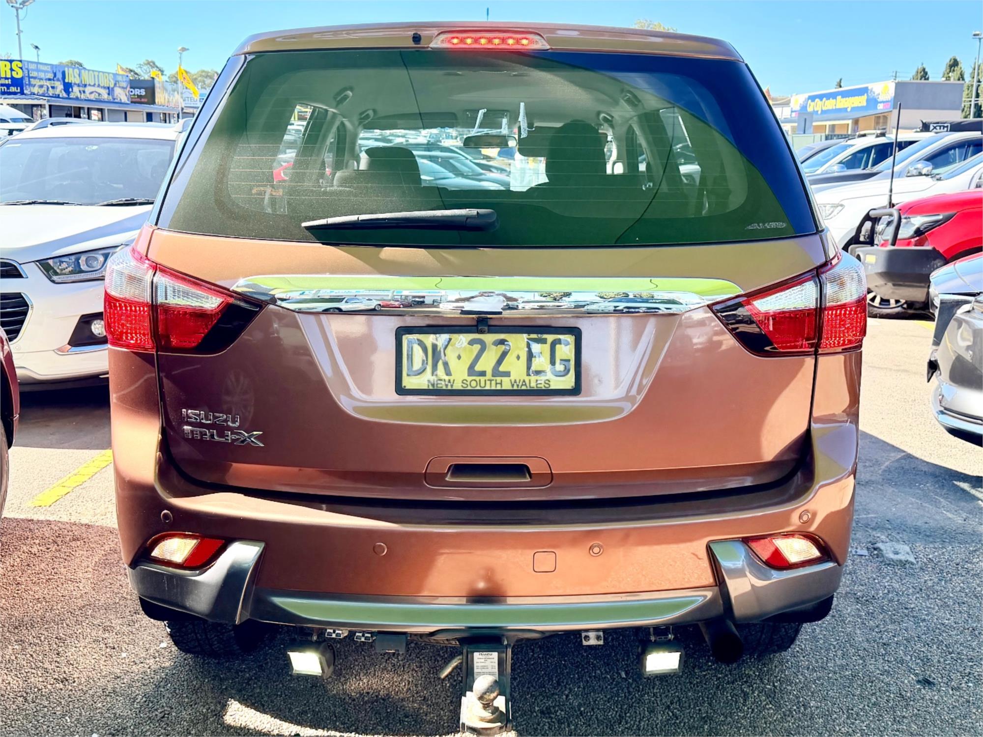 2016 ISUZU MU-X UC MY15 LS-M (4x2) 5 SP AUTOMATIC 4D WAGON