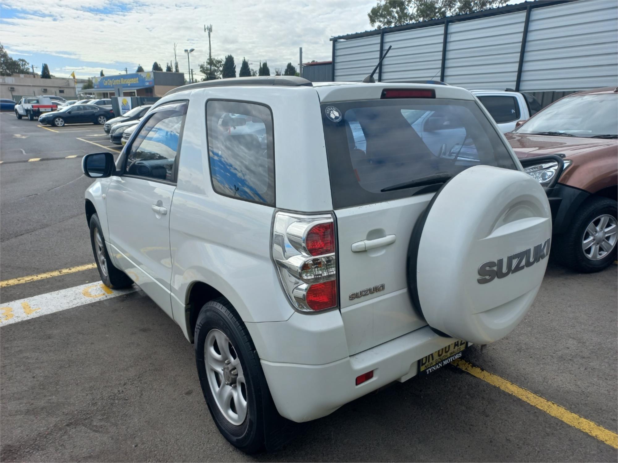 2010 SUZUKI GRAND VITARA JB URBAN (4X4) 5 SP MANUAL 4D WAGON