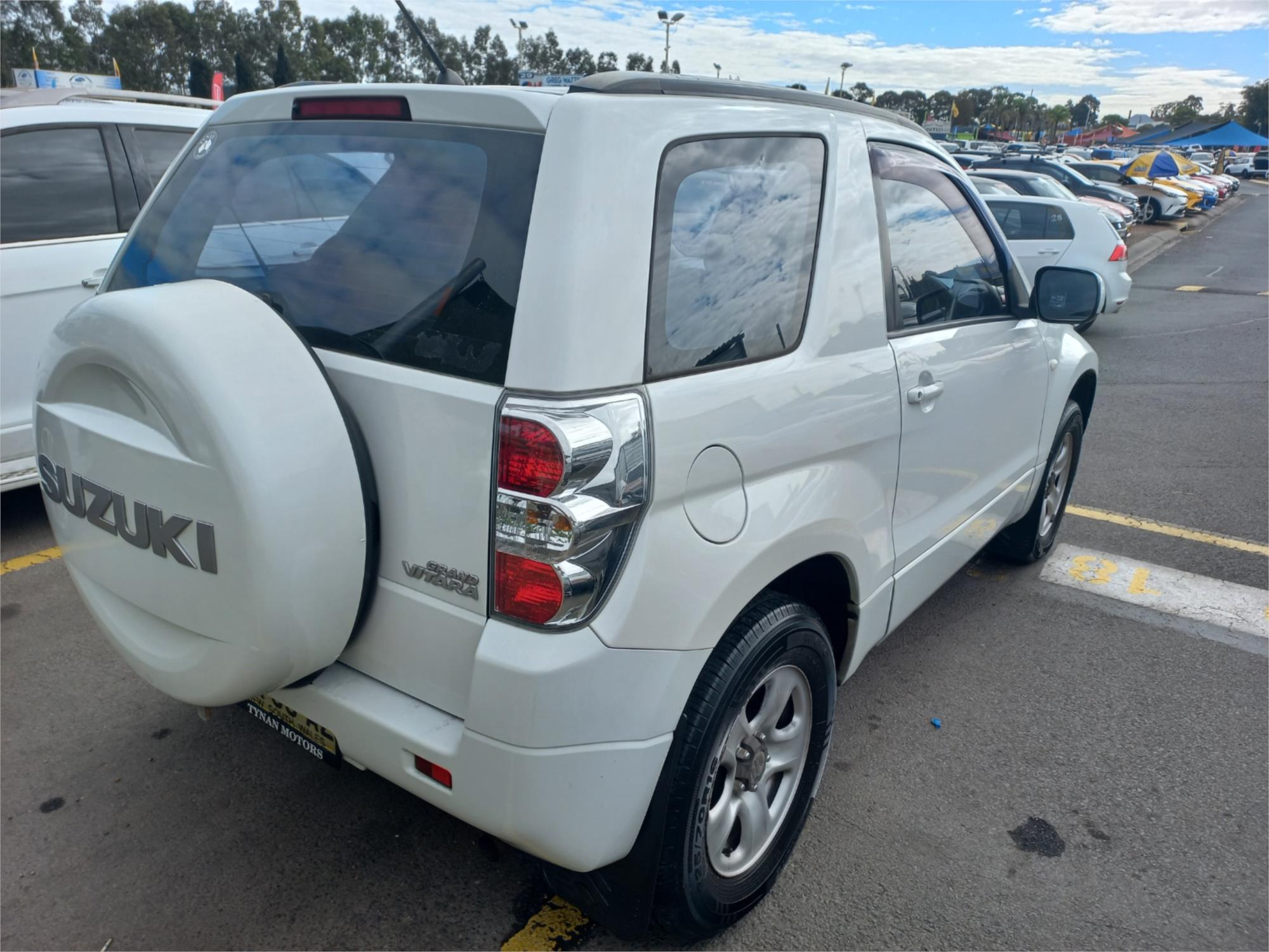 2010 SUZUKI GRAND VITARA JB URBAN (4X4) 5 SP MANUAL 4D WAGON