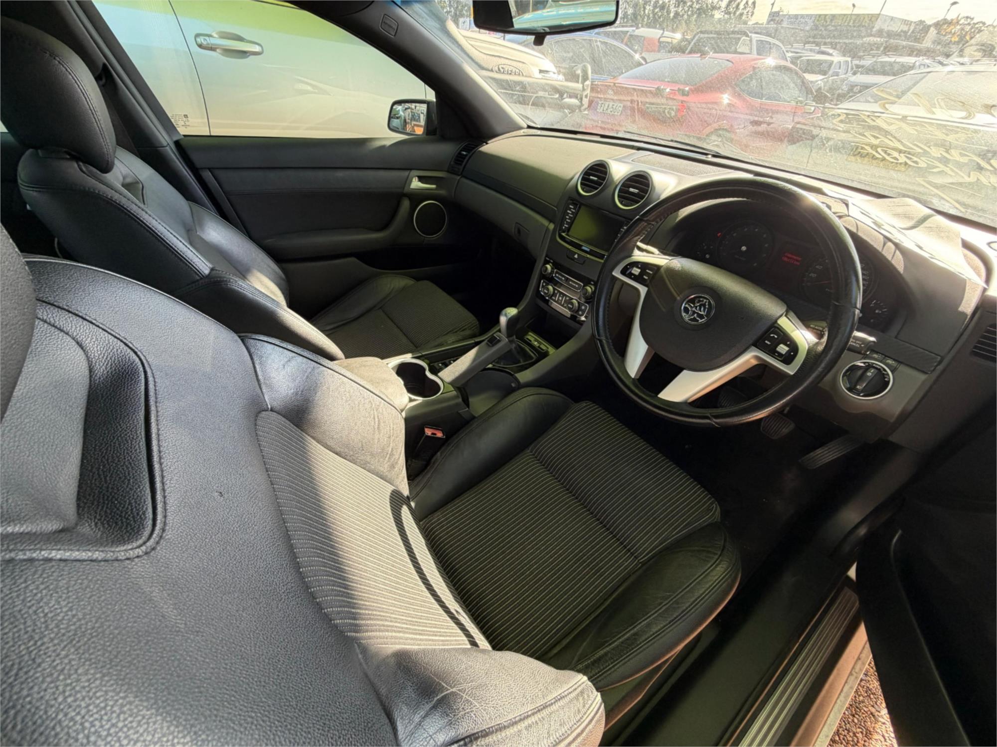 2013 HOLDEN COMMODORE VE II MY12.5 SV6 6 SP MANUAL 4D SEDAN