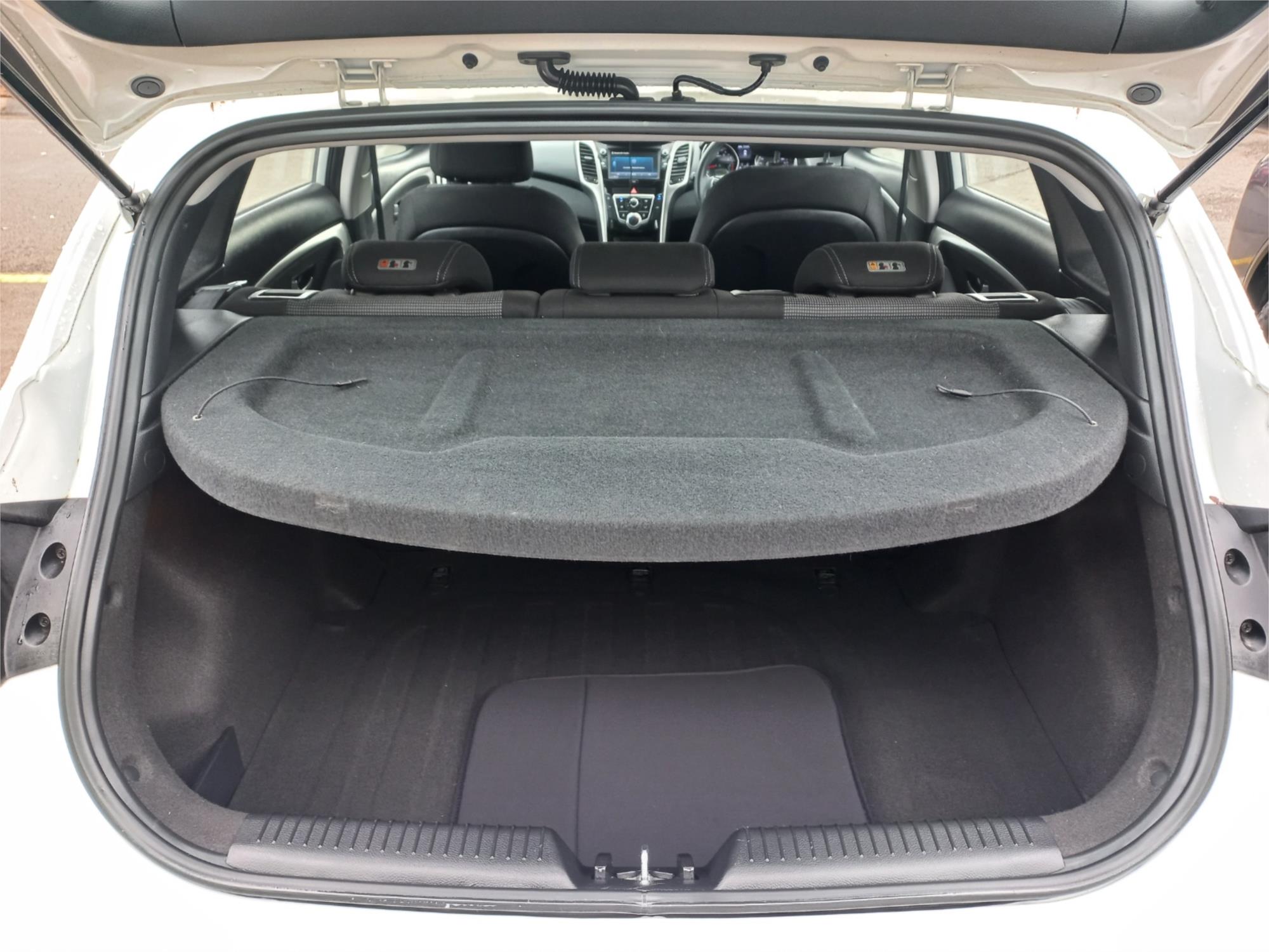 2015 HYUNDAI i30 GD4 SERIES 2 ACTIVE 6 SP AUTOMATIC 5D HATCHBACK