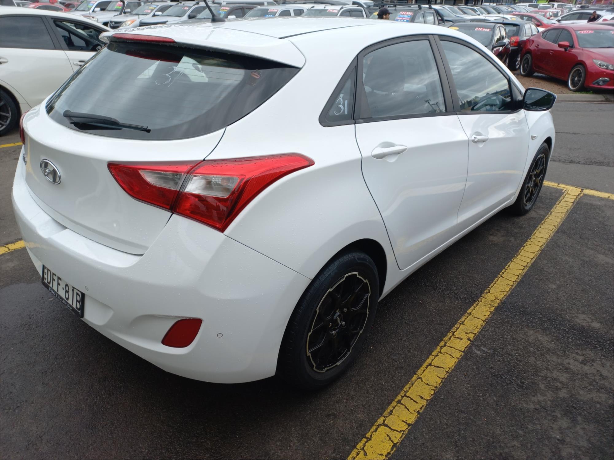 2015 HYUNDAI i30 GD4 SERIES 2 ACTIVE 6 SP AUTOMATIC 5D HATCHBACK