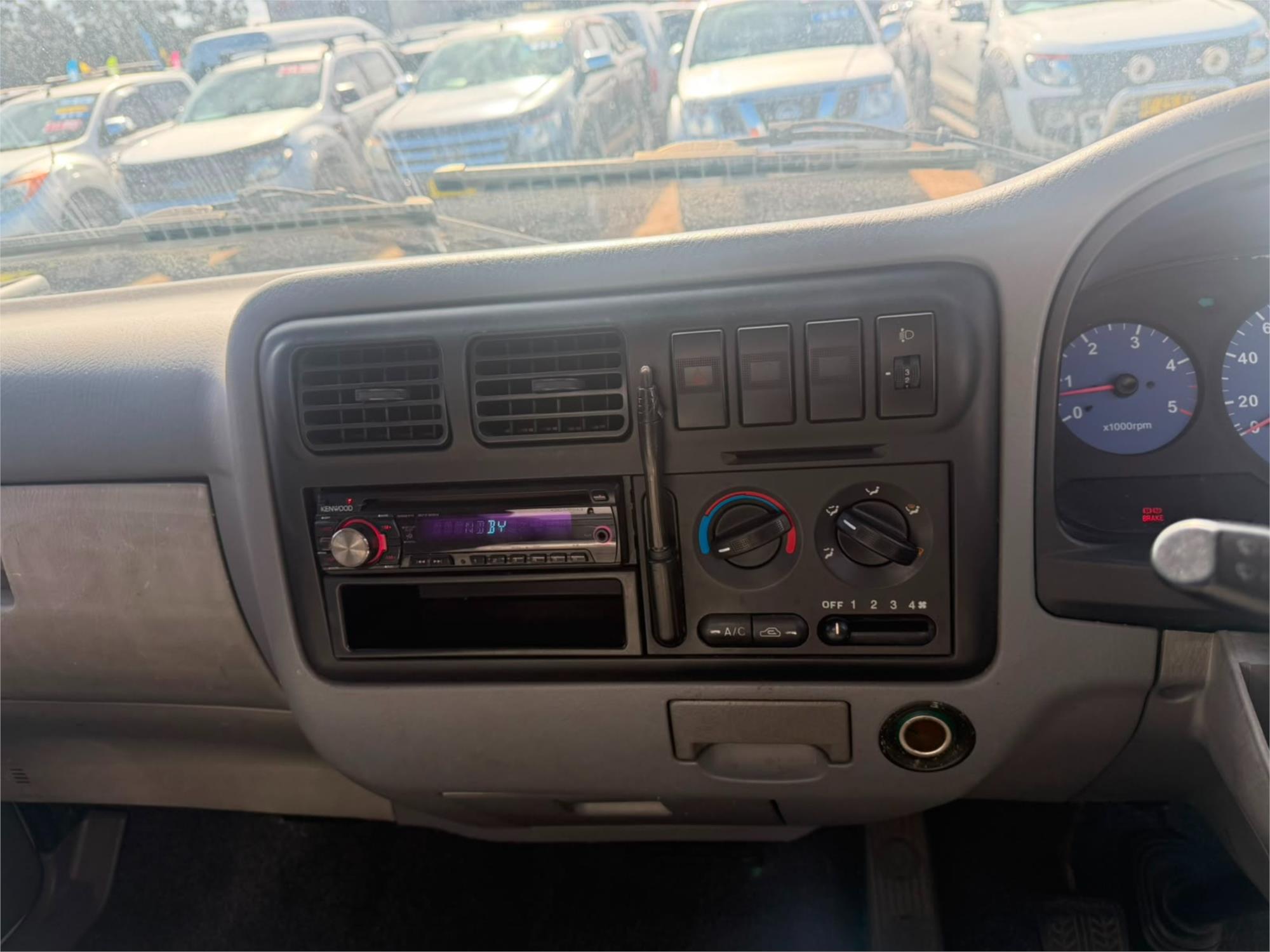 2004 KIA K2700 TU 5 SP MANUAL C/CHAS