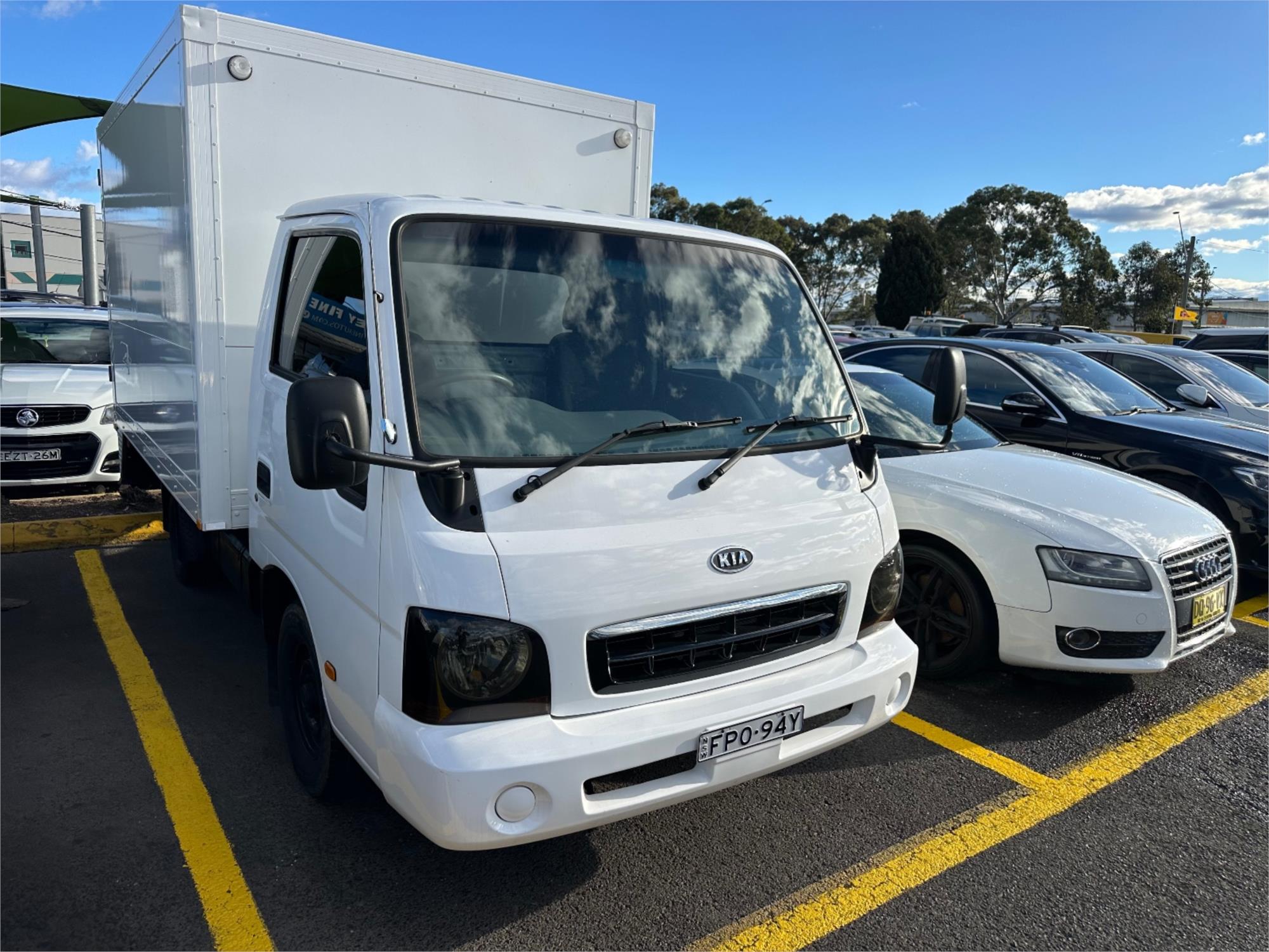 2004 KIA K2700 TU 5 SP MANUAL C/CHAS