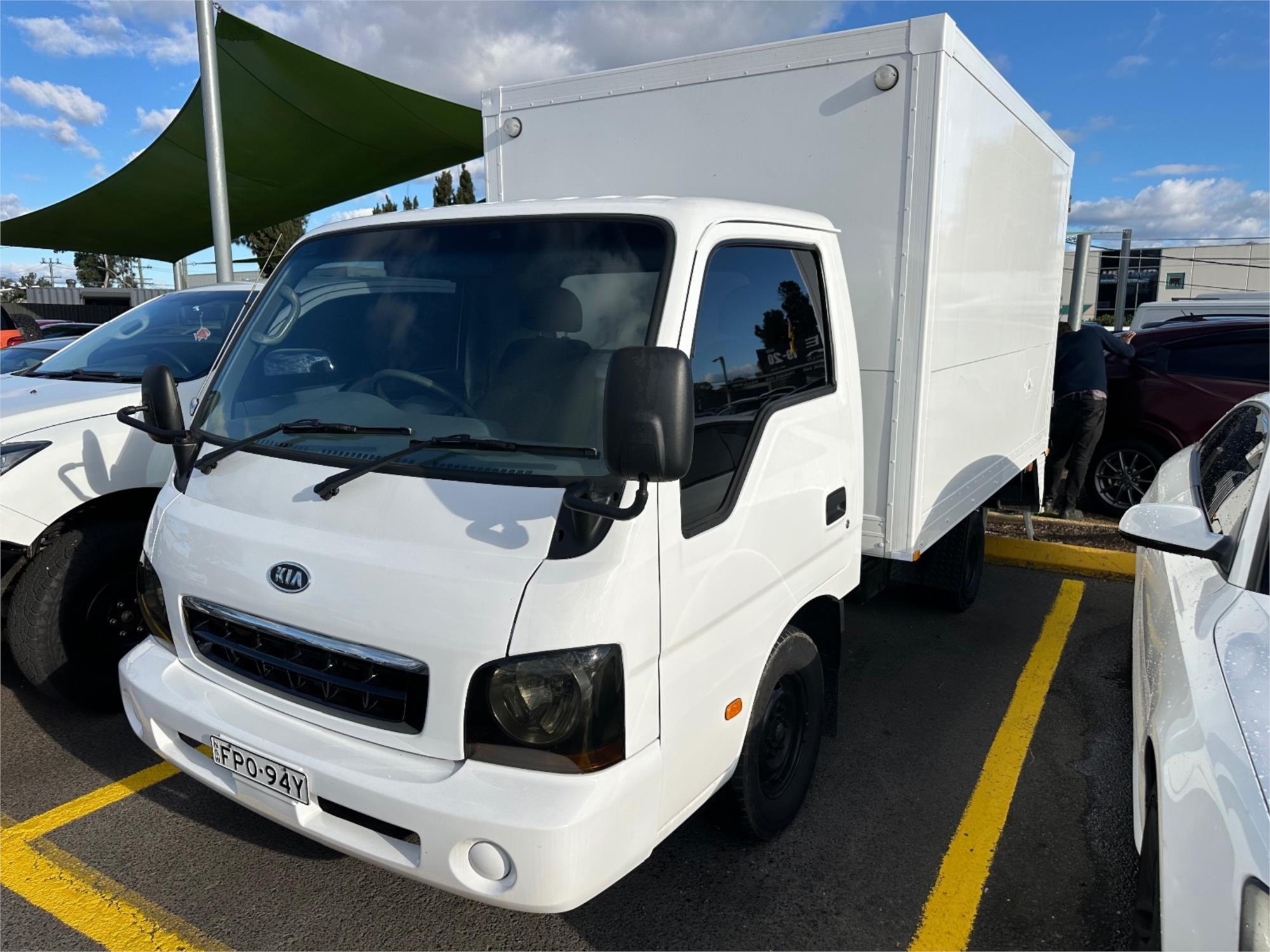 2004 KIA K2700 TU 5 SP MANUAL C/CHAS