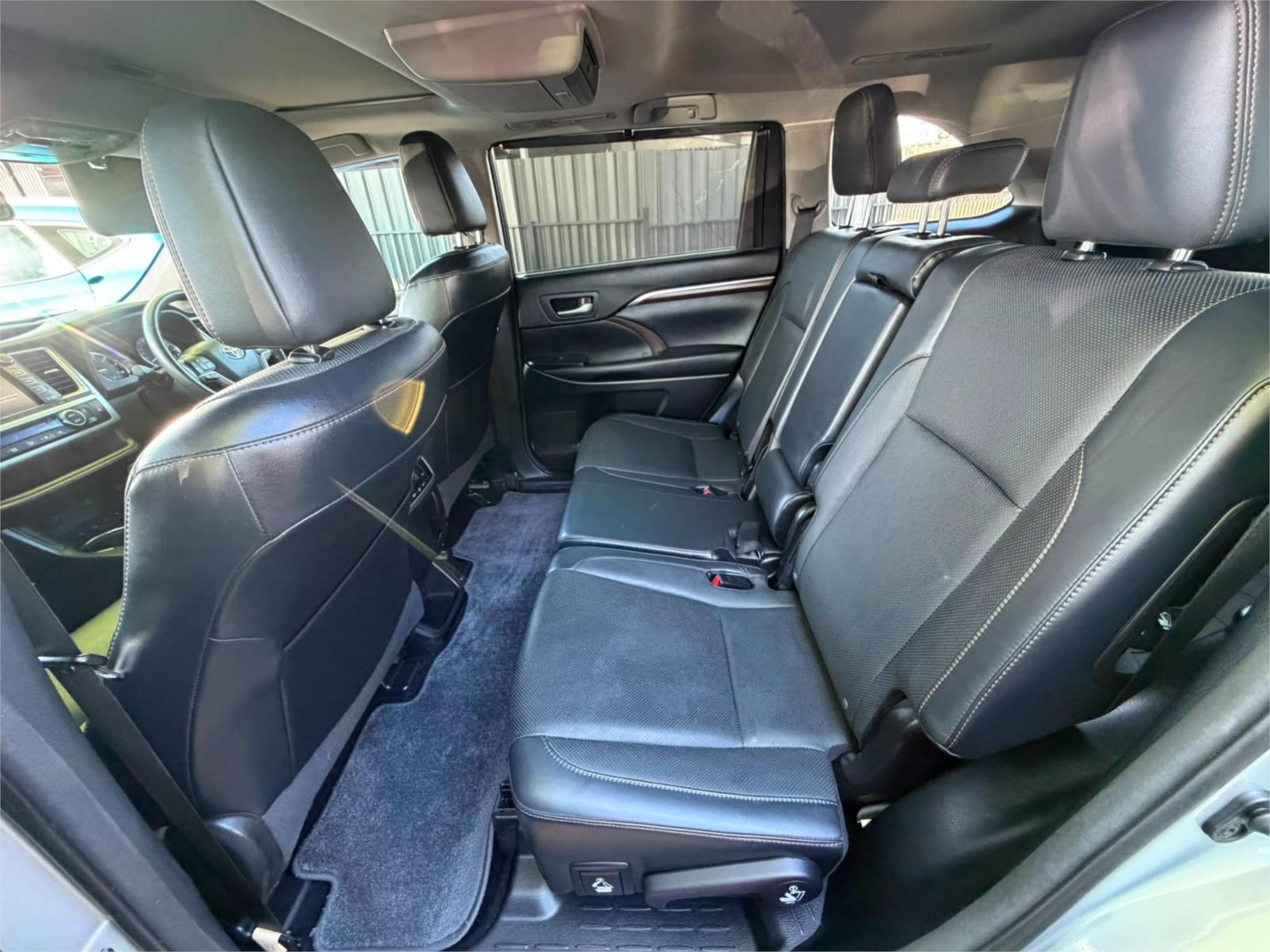 2015 TOYOTA KLUGER GSU55R GRANDE (4x4) 6 SP AUTOMATIC 4D WAGON