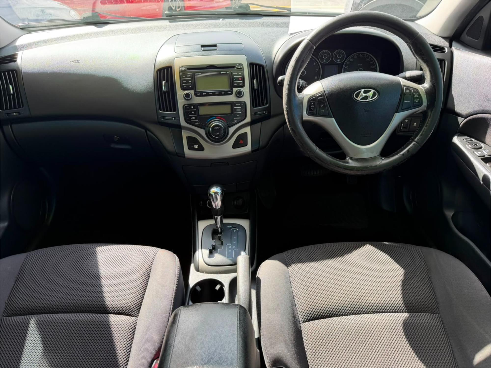 2011 HYUNDAI i30 FD MY11 cw SLX 2.0 4 SP AUTOMATIC 4D WAGON