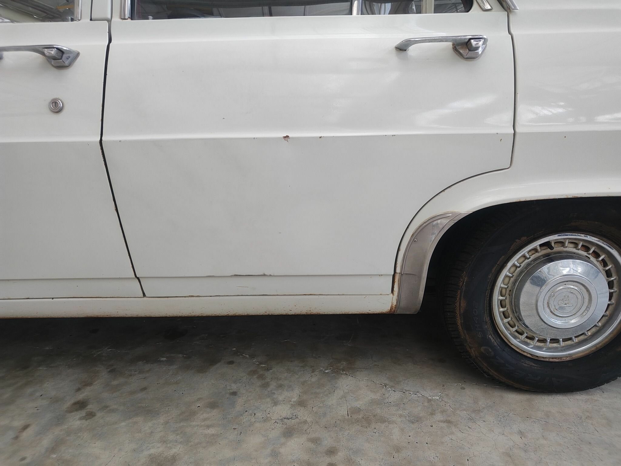 1965 HOLDEN SPECIAL HD X2 AUTOMATIC SEDAN