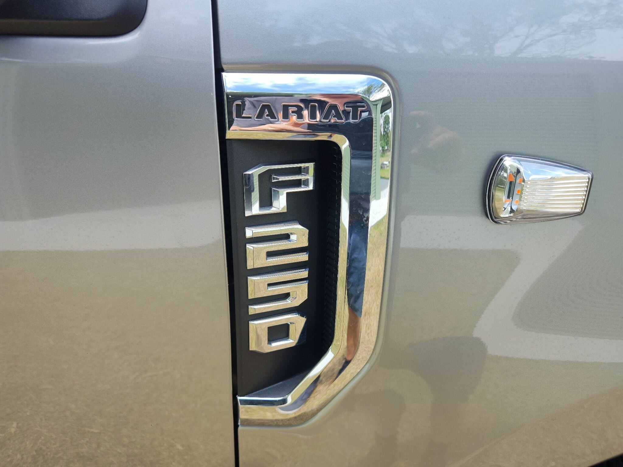 2022 FORD F250 MY22 (4X4) LARIAT 10 SP AUTOMATIC DUAL CAB UTILITY
