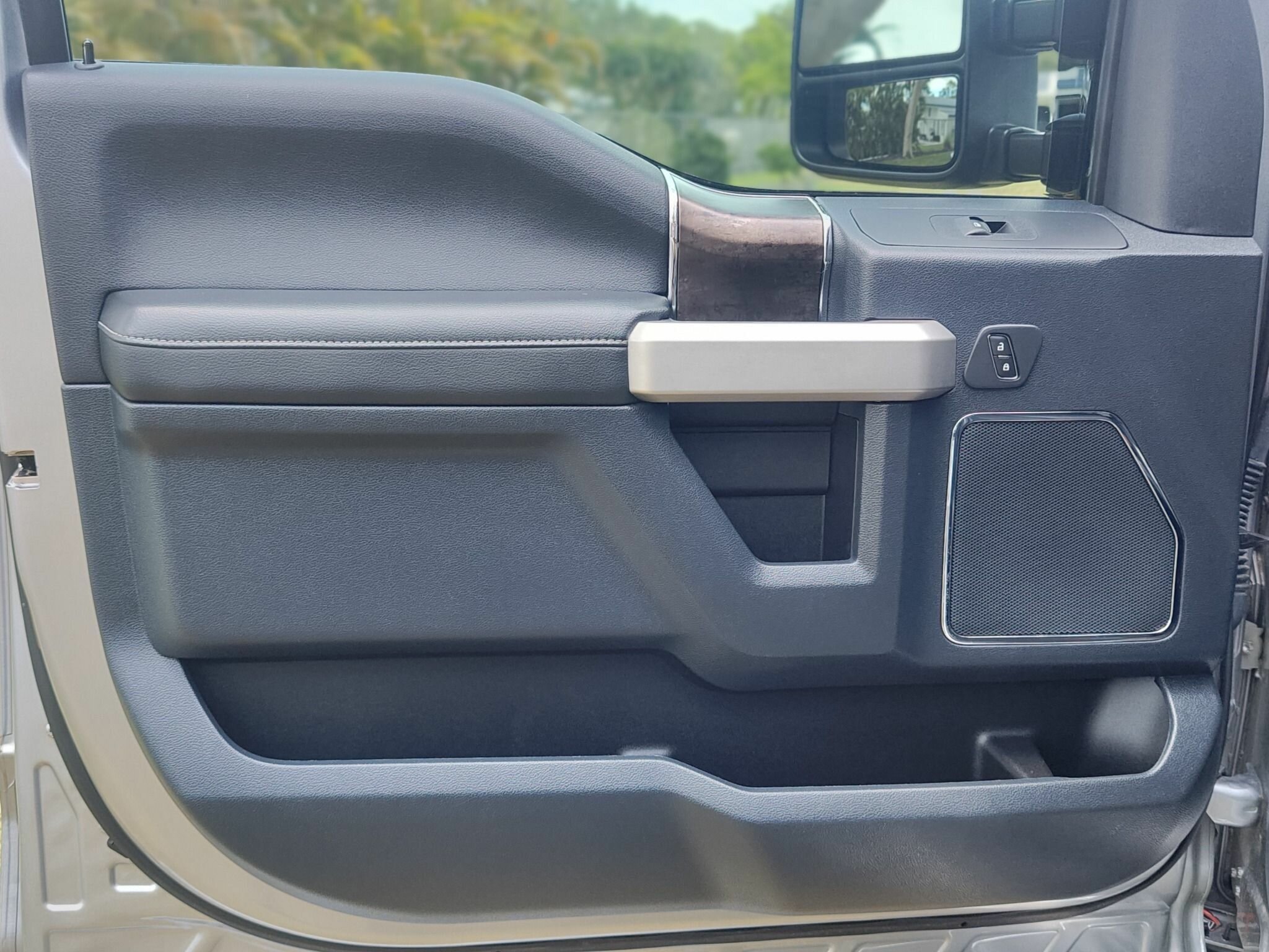 2022 FORD F250 MY22 (4X4) LARIAT 10 SP AUTOMATIC DUAL CAB UTILITY