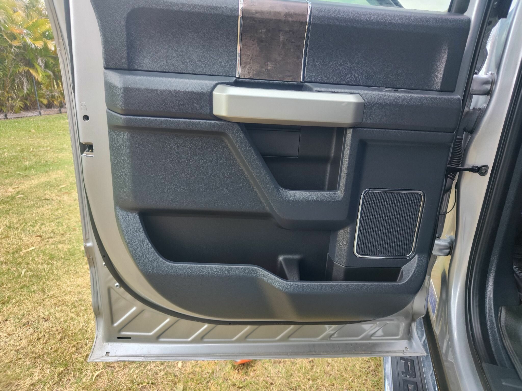 2022 FORD F250 MY22 (4X4) LARIAT 10 SP AUTOMATIC DUAL CAB UTILITY