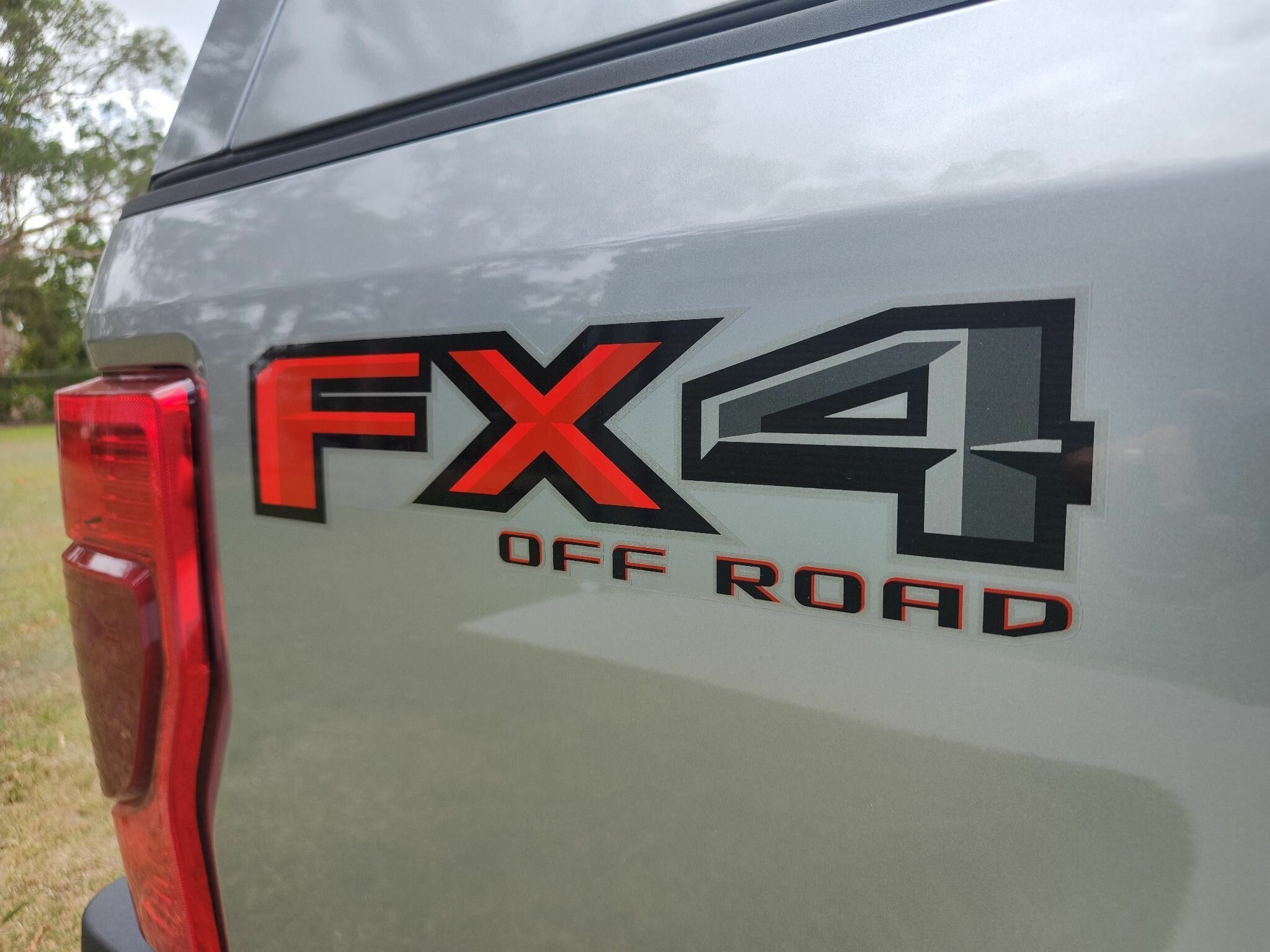 2022 FORD F250 MY22 (4X4) LARIAT 10 SP AUTOMATIC DUAL CAB UTILITY