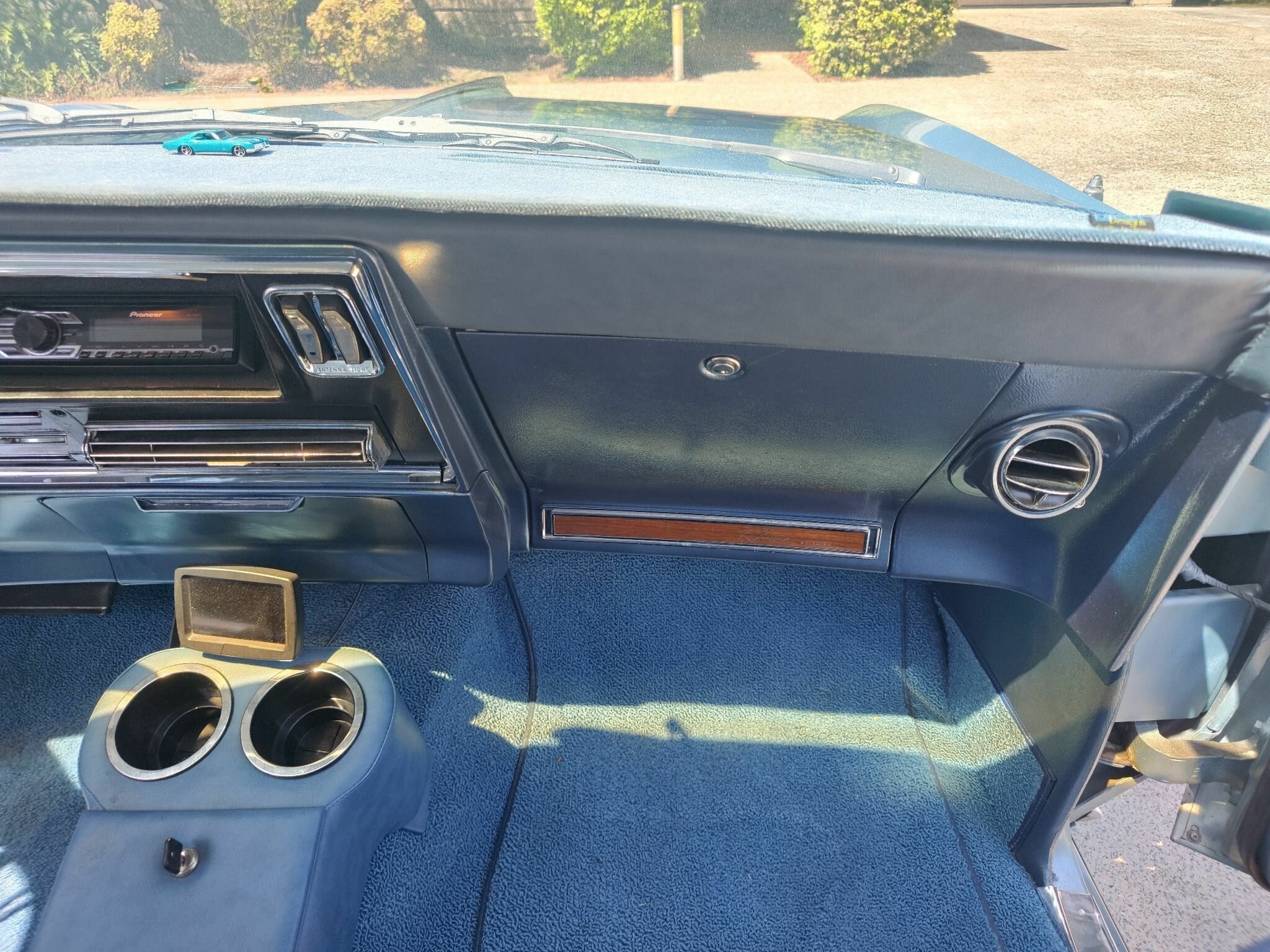 1966 BUICK RIVIERA AUTOMATIC COUPE