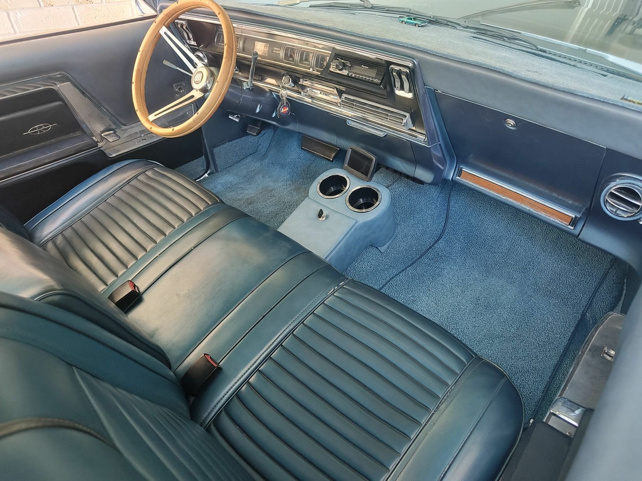1966 BUICK RIVIERA AUTOMATIC COUPE