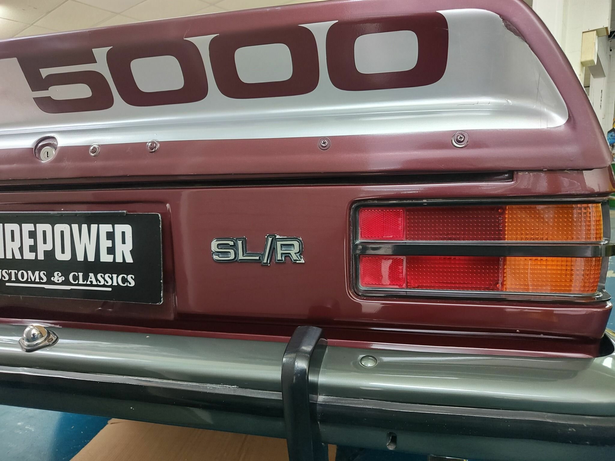 1976 HOLDEN TORANA LX SL/R 5000 3 SP AUTOMATIC 4D SEDAN
