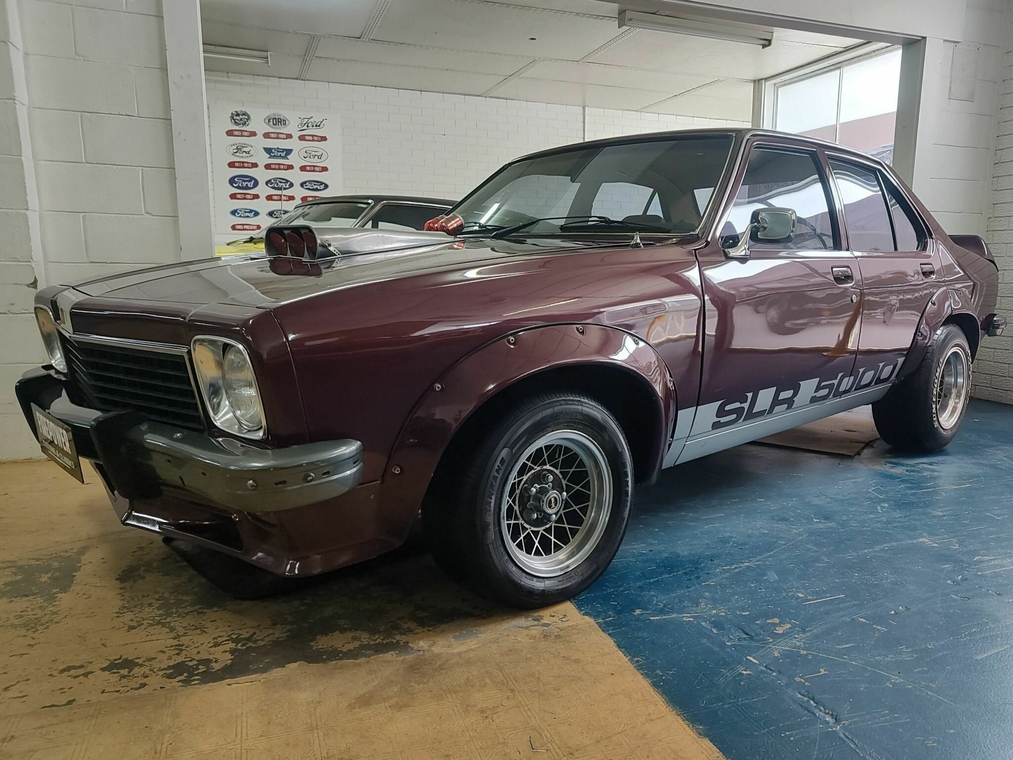 1976 HOLDEN TORANA LX SL/R 5000 3 SP AUTOMATIC 4D SEDAN