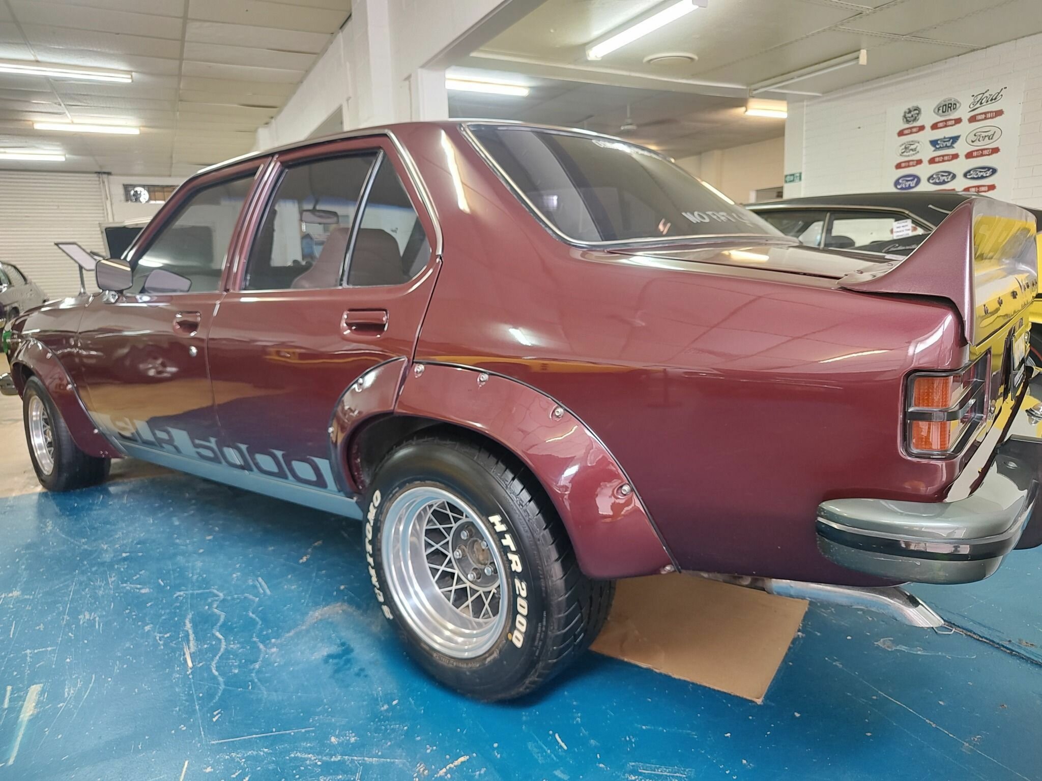 1976 HOLDEN TORANA LX SL/R 5000 3 SP AUTOMATIC 4D SEDAN
