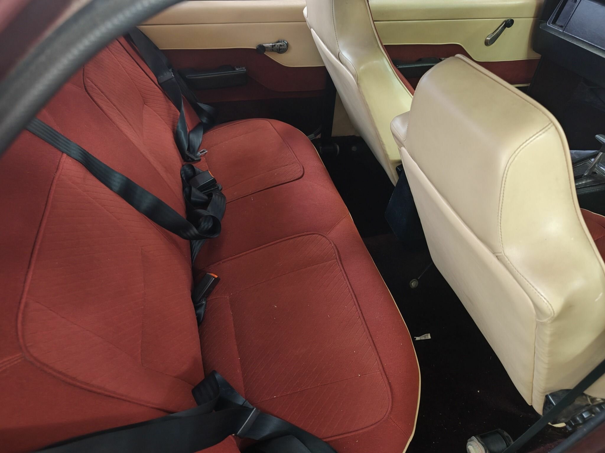 1976 HOLDEN TORANA LX SL/R 5000 3 SP AUTOMATIC 4D SEDAN