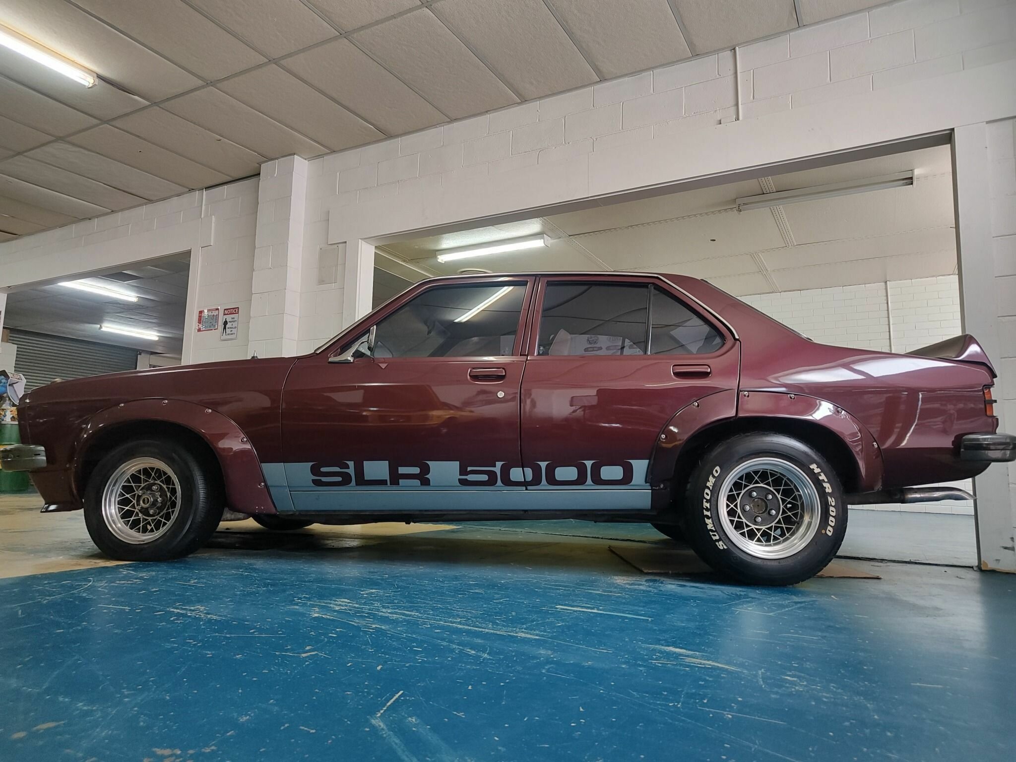 1976 HOLDEN TORANA LX SL/R 5000 3 SP AUTOMATIC 4D SEDAN