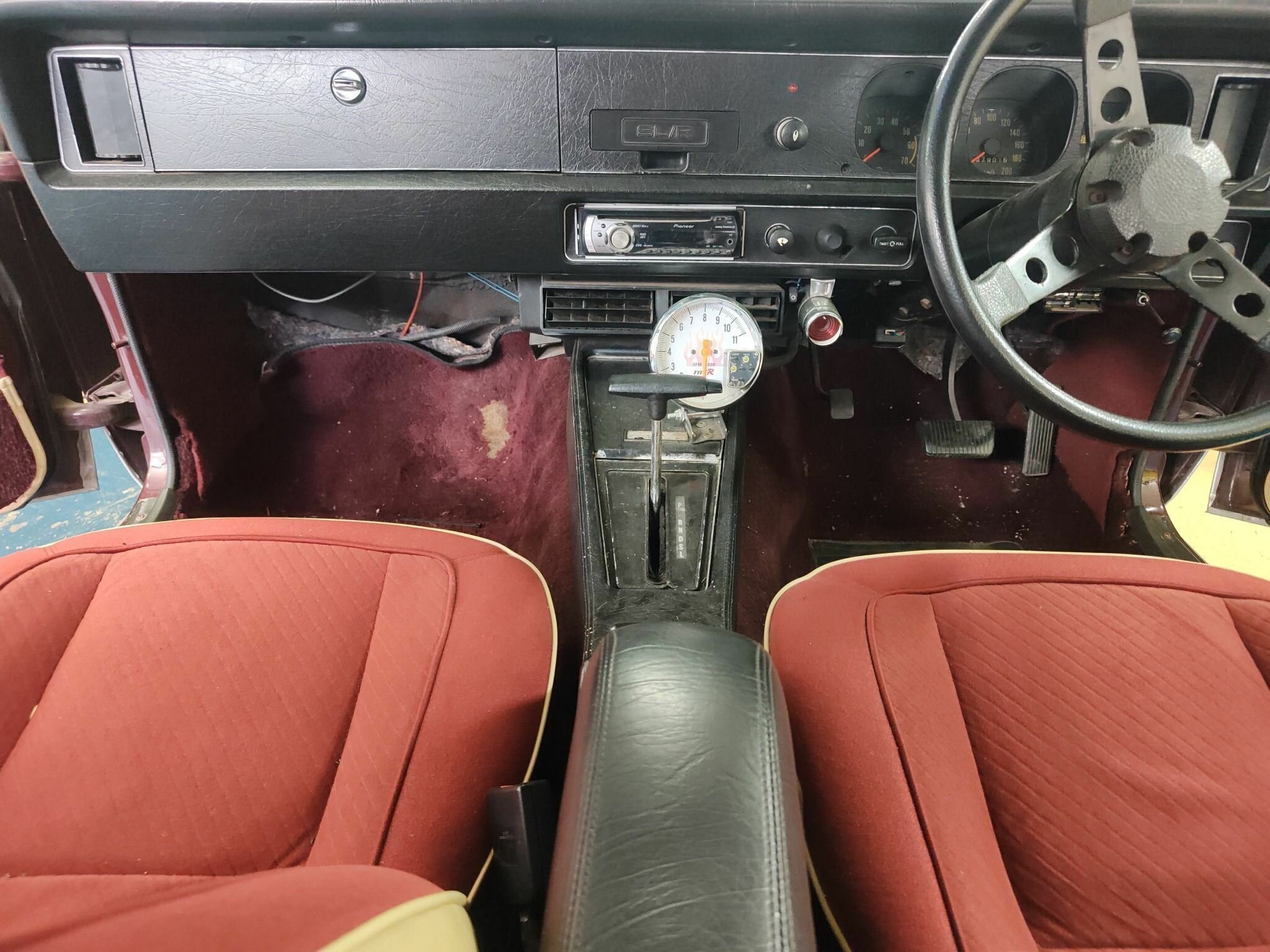 1976 HOLDEN TORANA LX SL/R 5000 3 SP AUTOMATIC 4D SEDAN