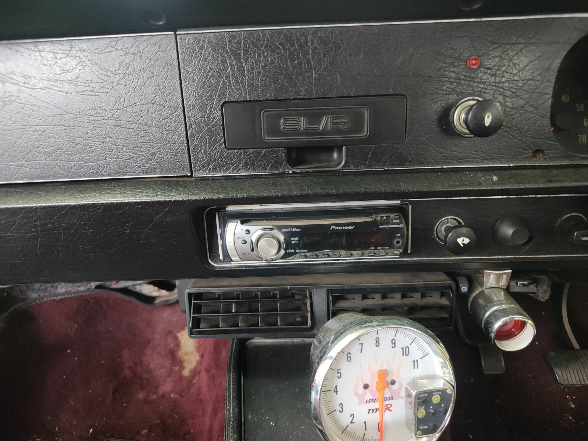 1976 HOLDEN TORANA LX SL/R 5000 3 SP AUTOMATIC 4D SEDAN