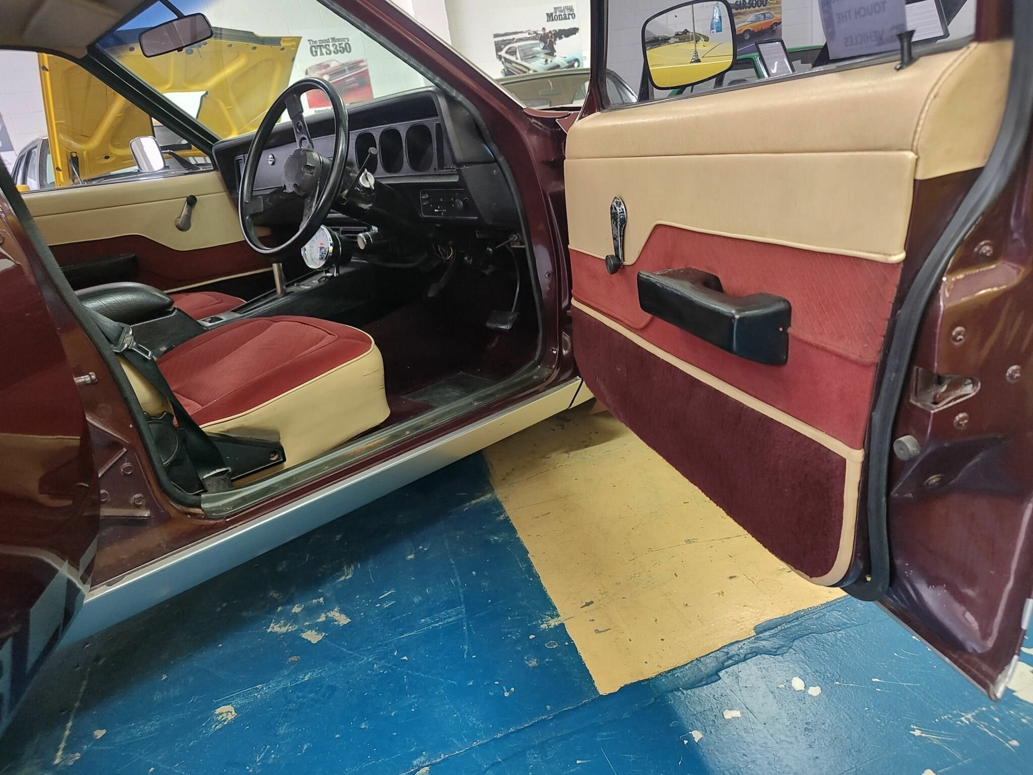 1976 HOLDEN TORANA LX SL/R 5000 3 SP AUTOMATIC 4D SEDAN