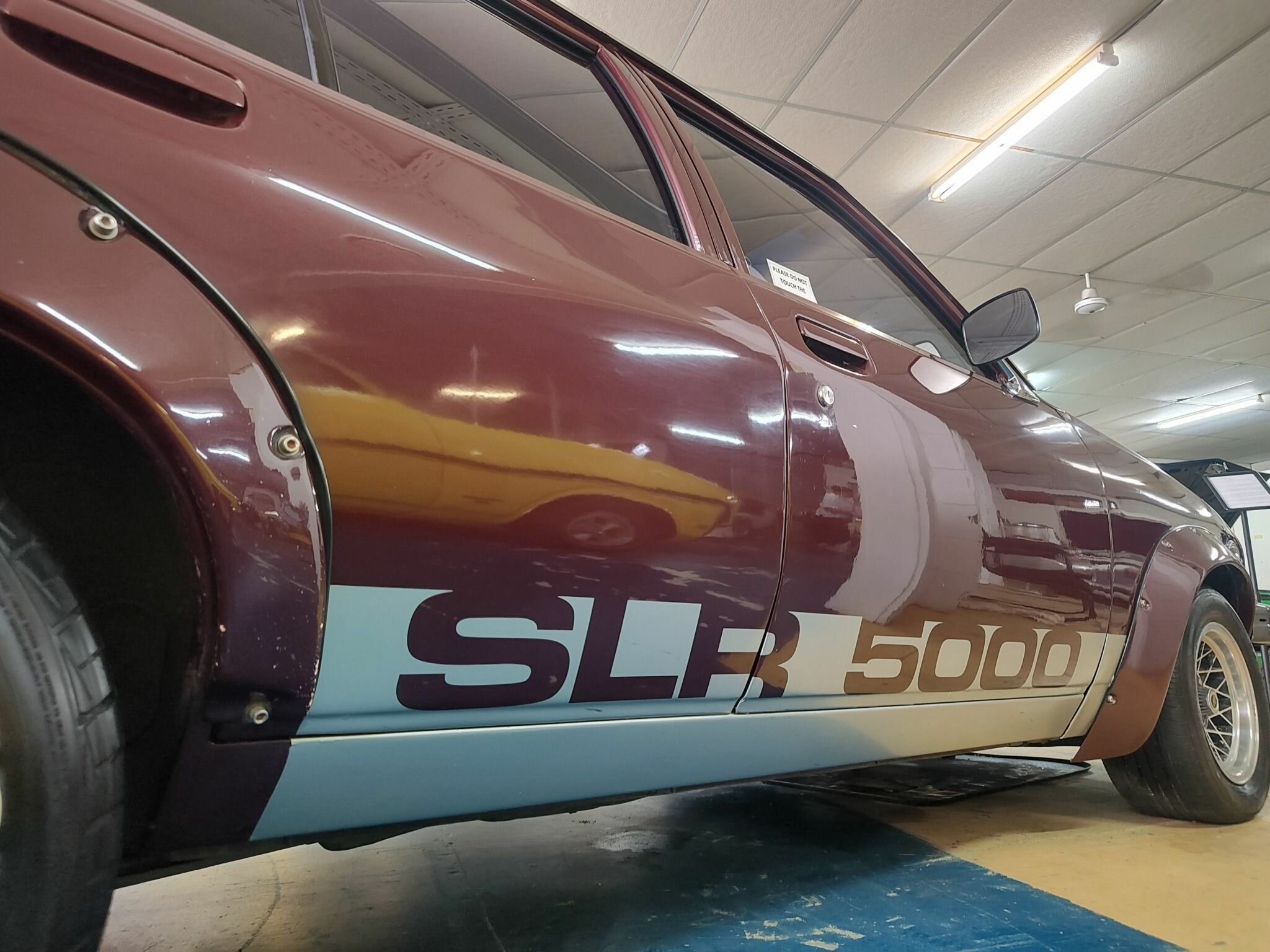 1976 HOLDEN TORANA LX SL/R 5000 3 SP AUTOMATIC 4D SEDAN